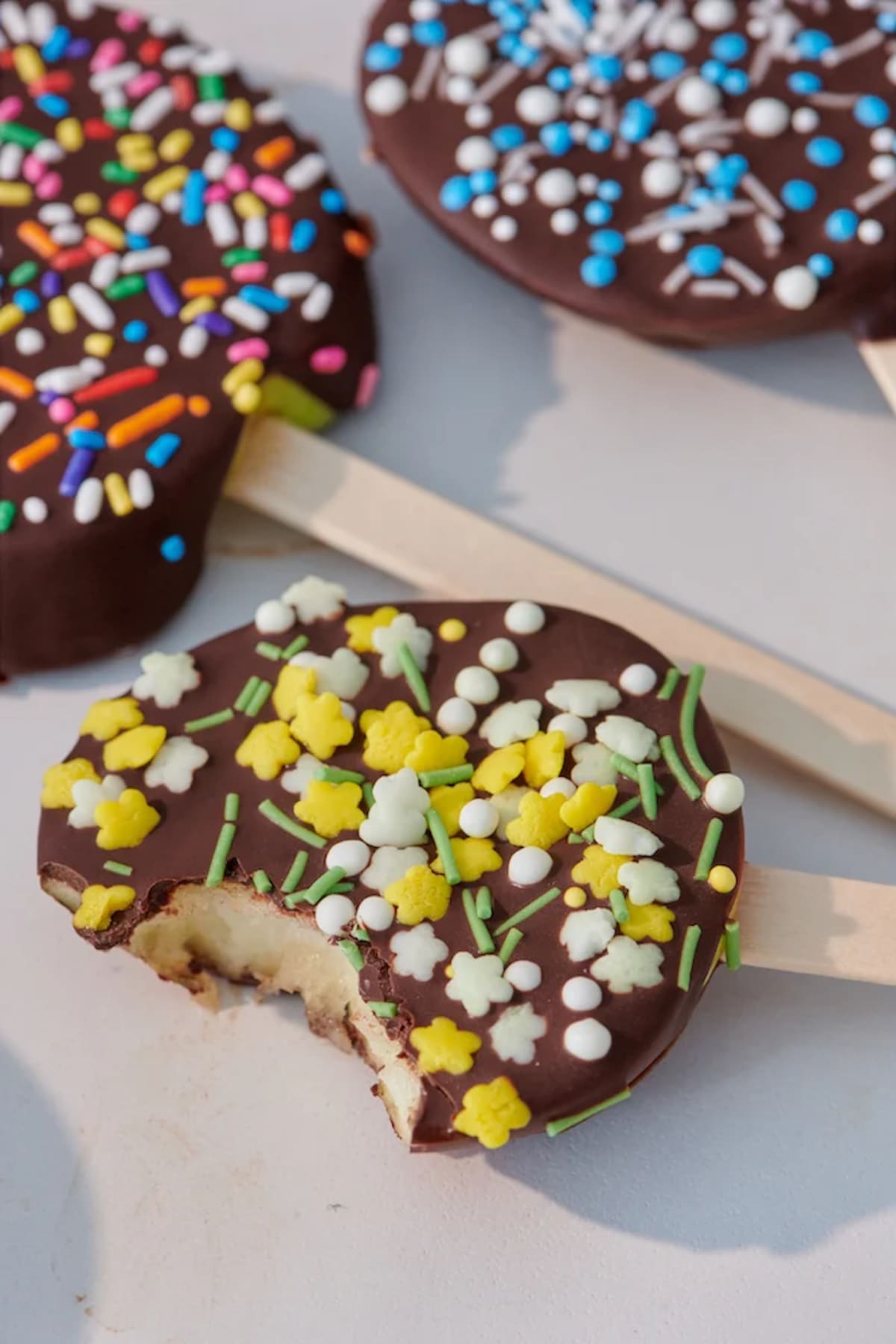 Chocolate Covered Apple Lollipops
