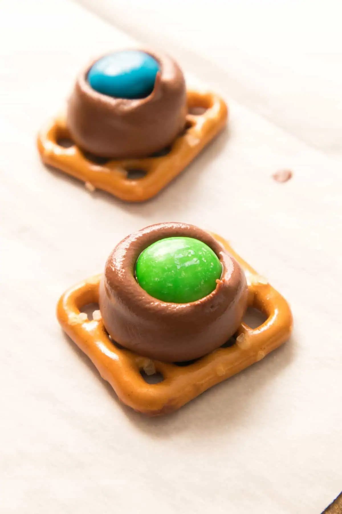 Pretzels with Hershey Kisses