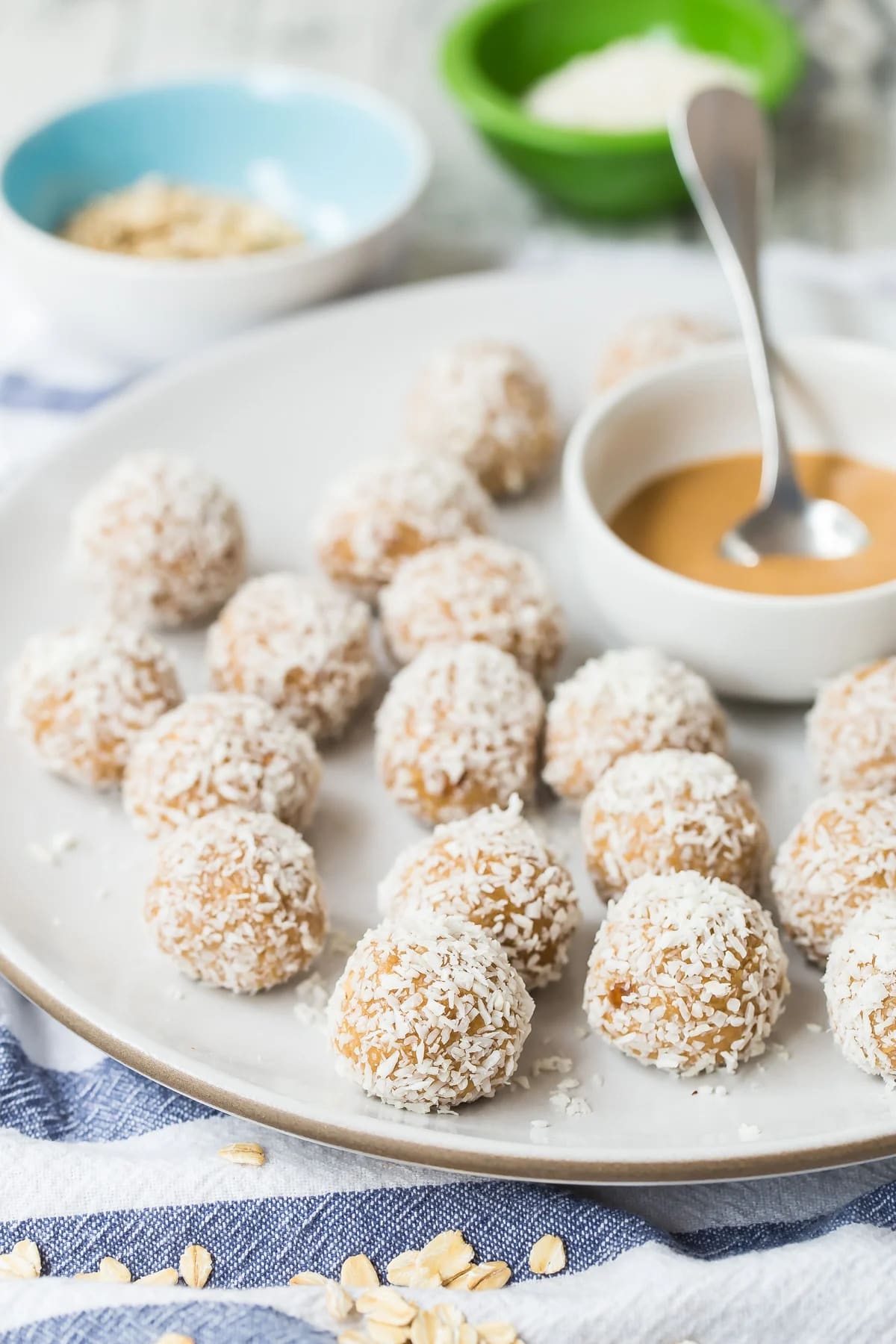 Coconut Peanut Butter Oatmeal Balls