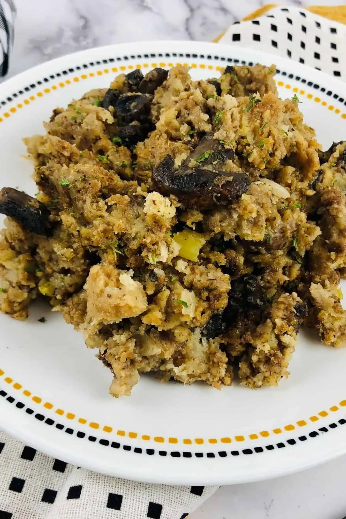 Crock Pot Stuffing with Mushrooms