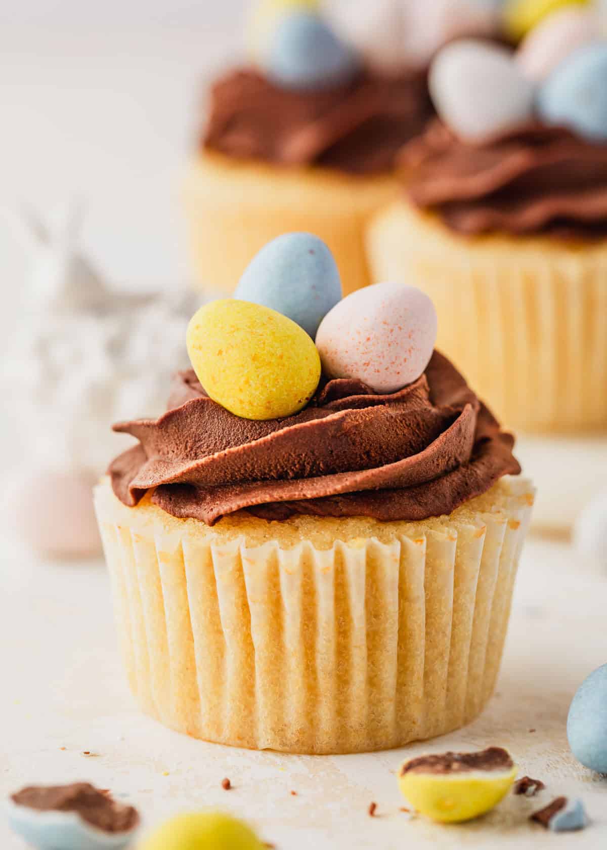 Easy Small Batch Easter Egg Cupcakes