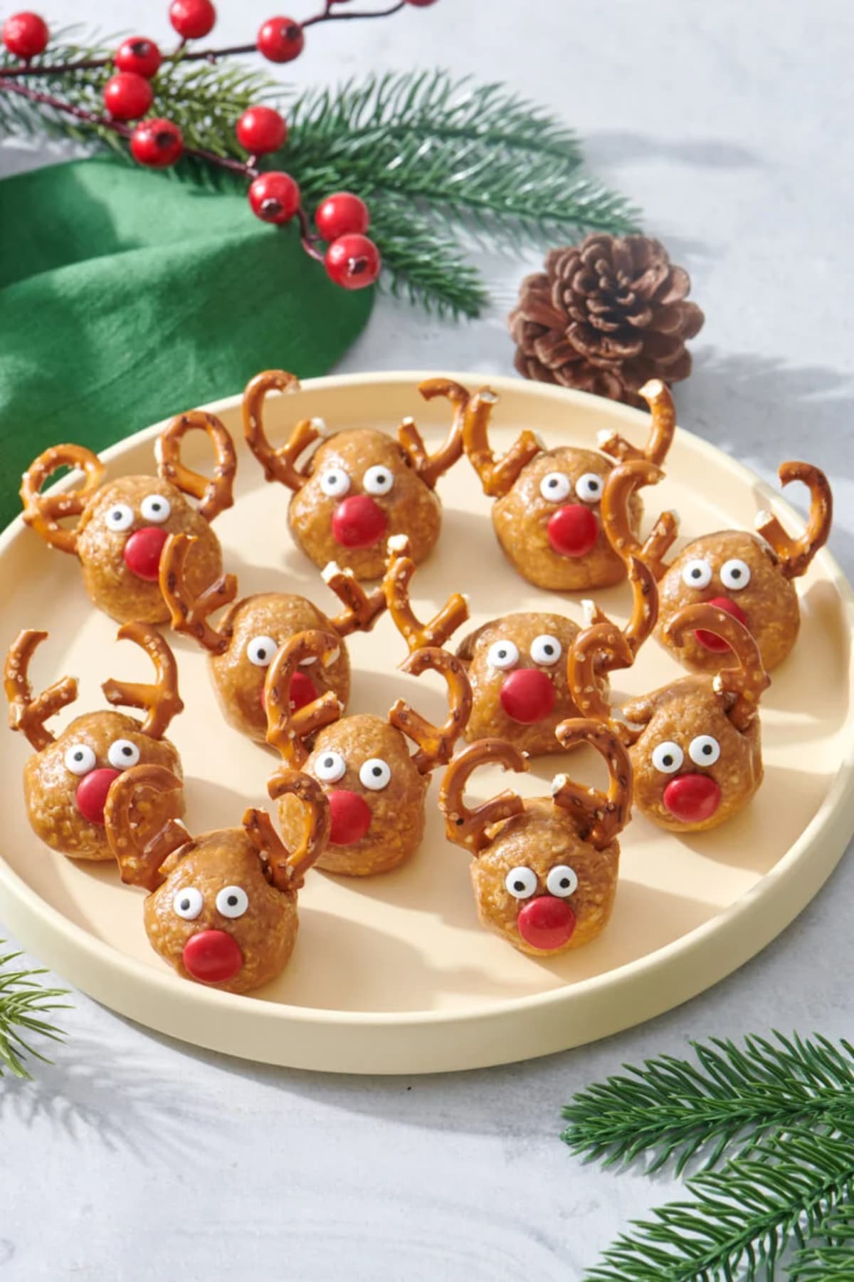 No-Bake Reindeer Bites
