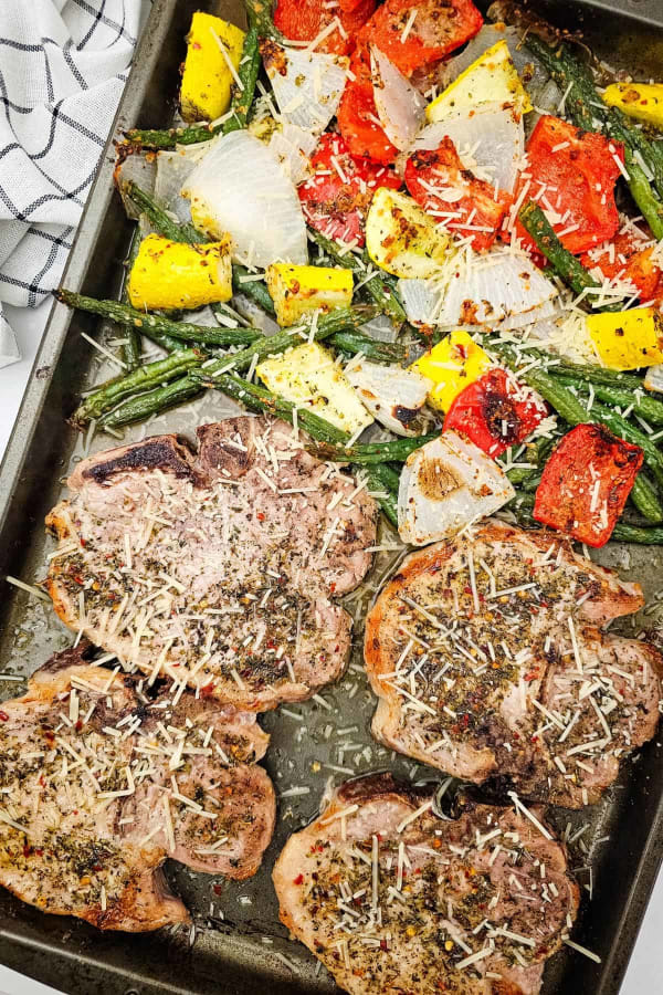 Italian Sheet Pan Pork Chops cover