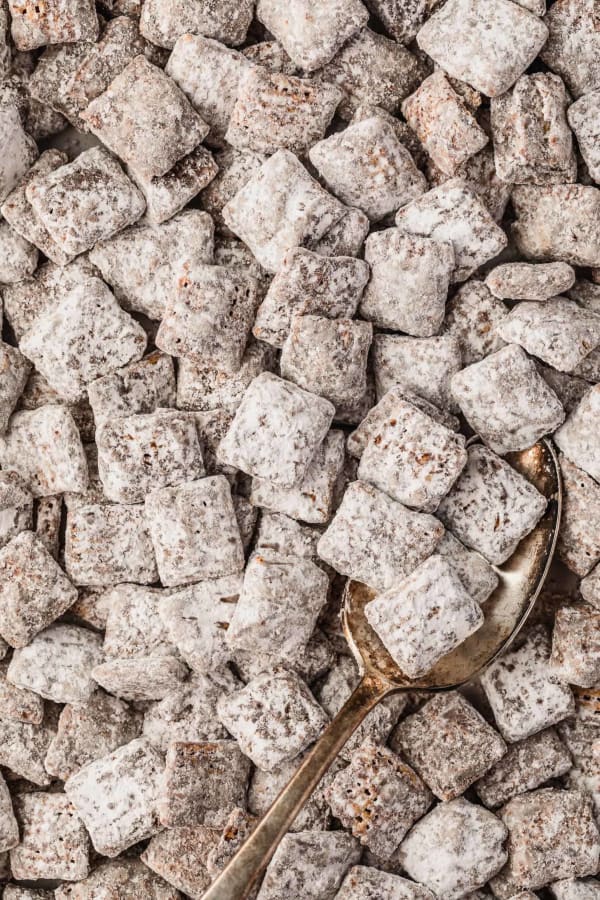 Easy Small Batch Puppy Chow cover