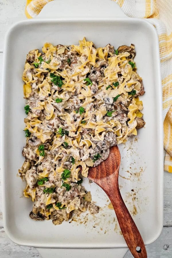 Easy Ground Beef Stroganoff Casserole cover