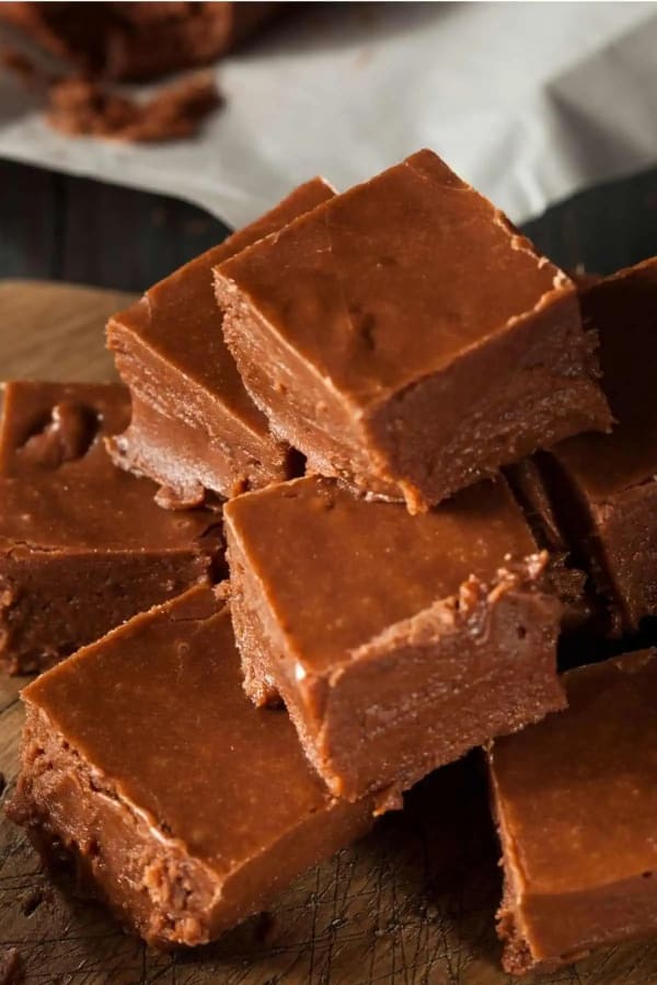Easy Microwave Fudge (2 ingredients) cover