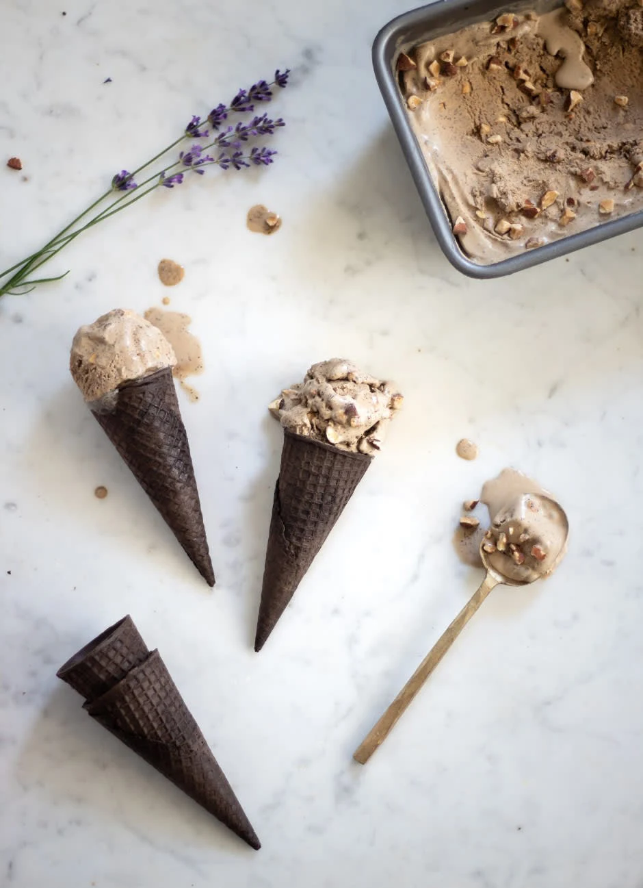 Coffee & Almond Ice Cream