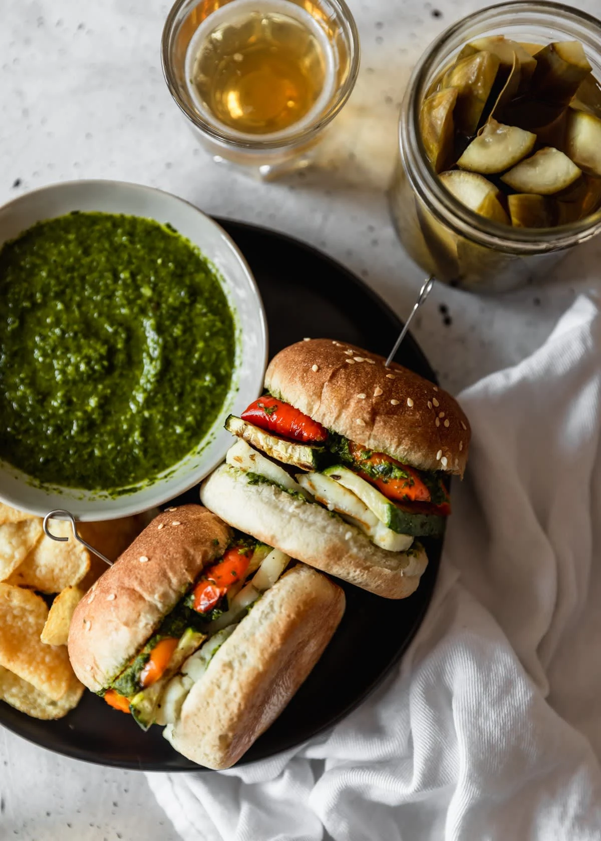 Halloumi Sandwiches With Veggies & Herb Sauce