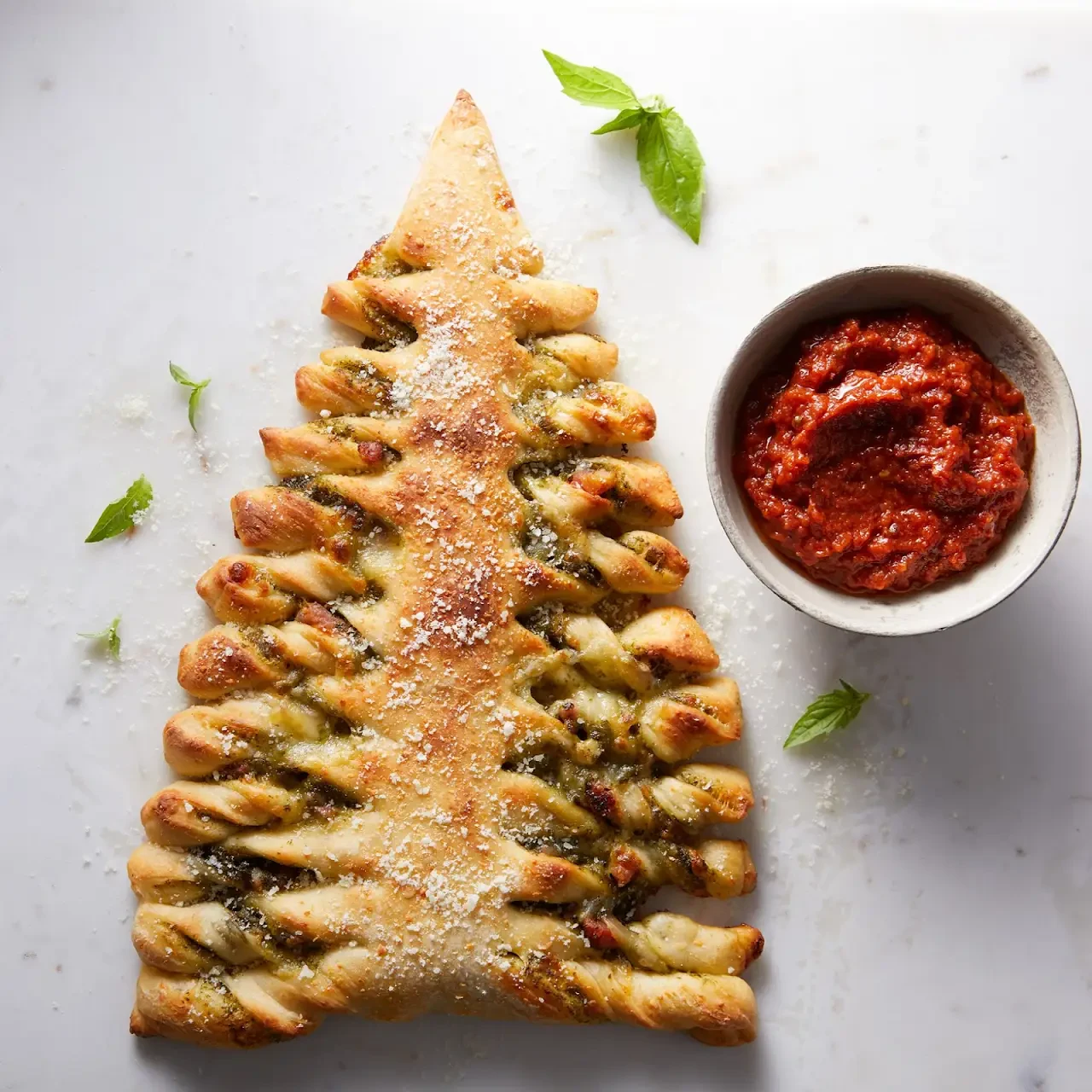 Christmas Tree Pull-Apart Pizza Bread