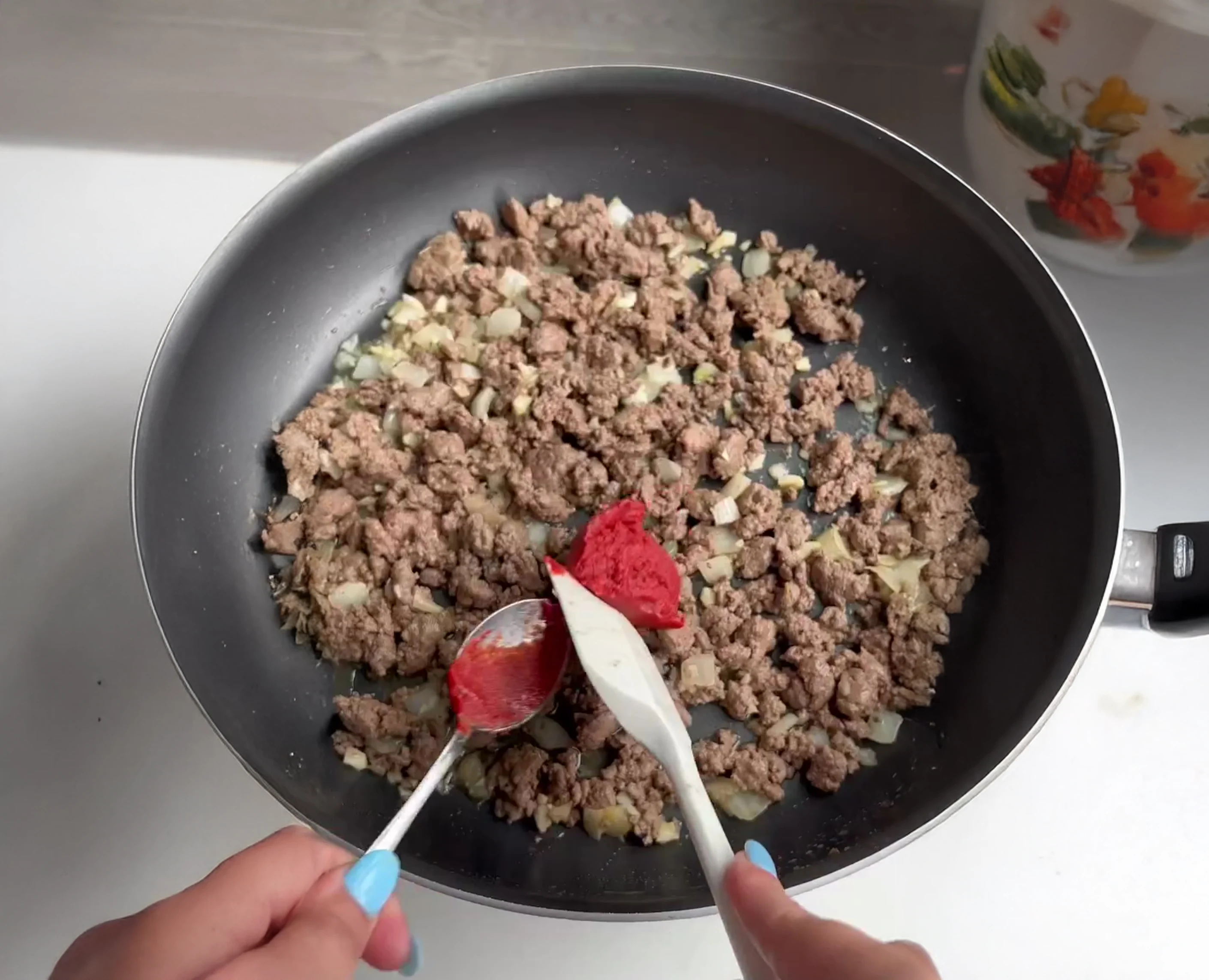 One Pot Cheesy Hamburger Helper Dupe