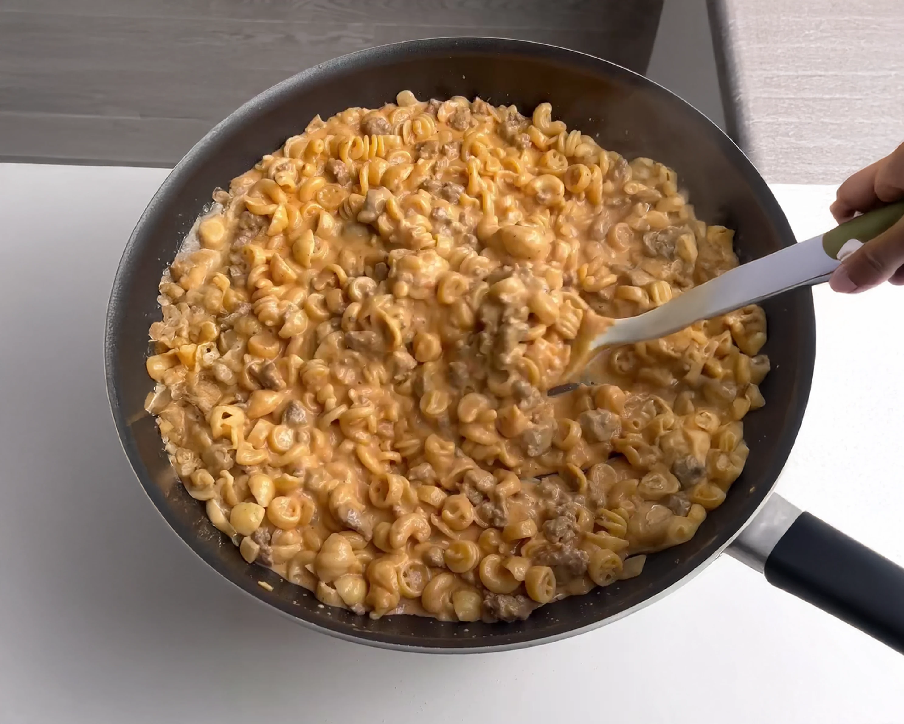 One Pot Cheesy Hamburger Helper Dupe