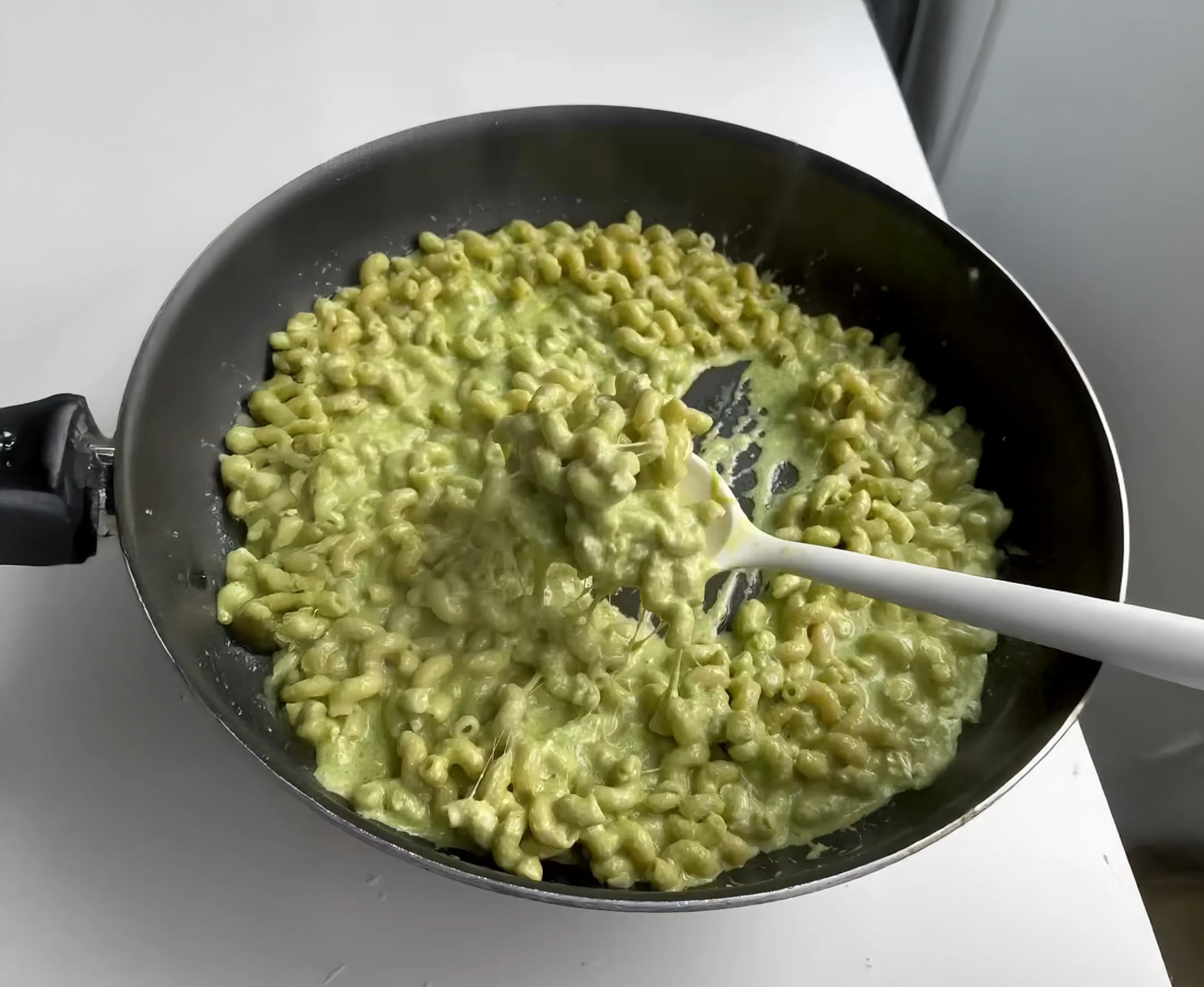Creamy Pesto Burrata Pasta