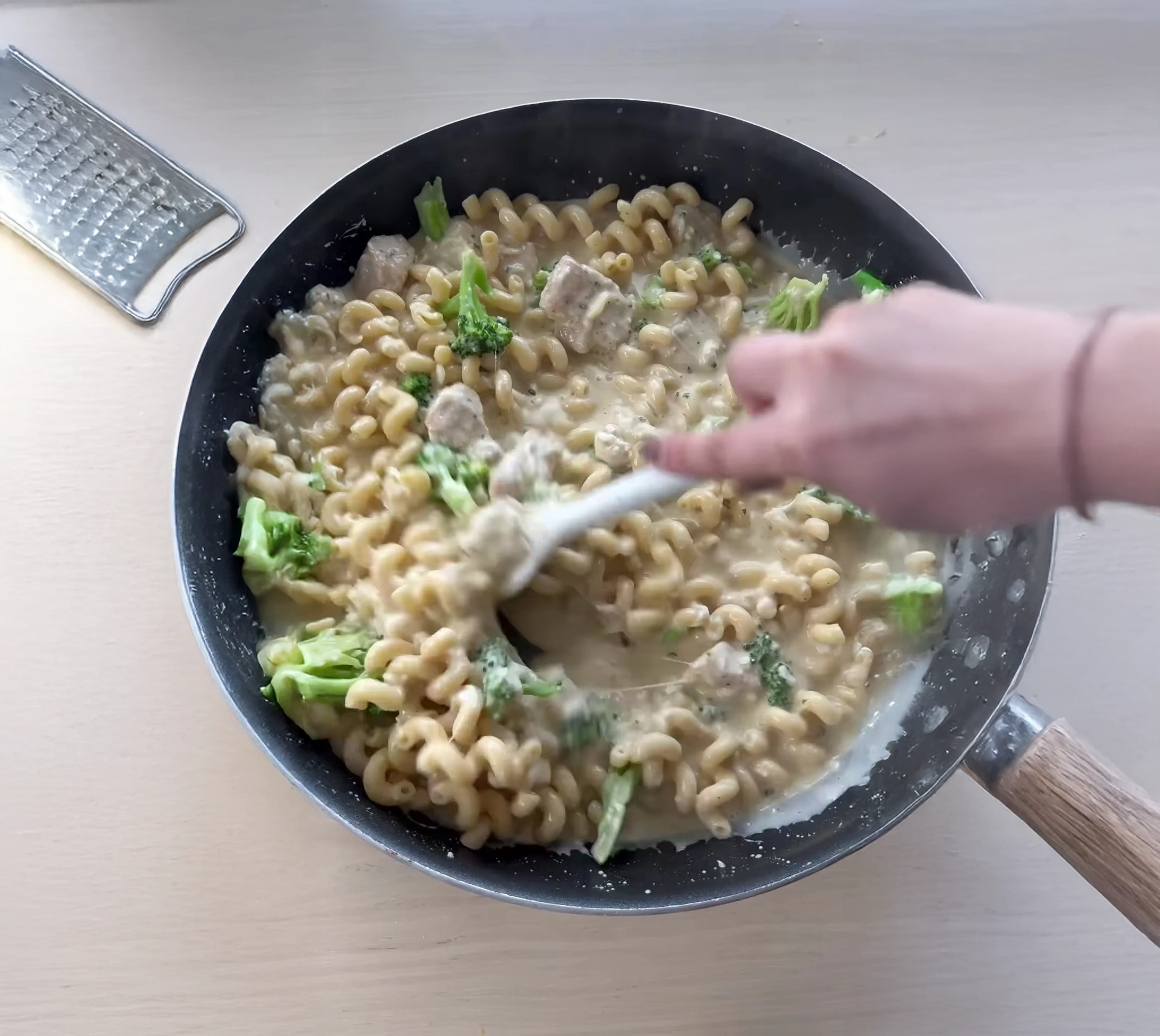 One Pot Chicken Broccoli Alfredo