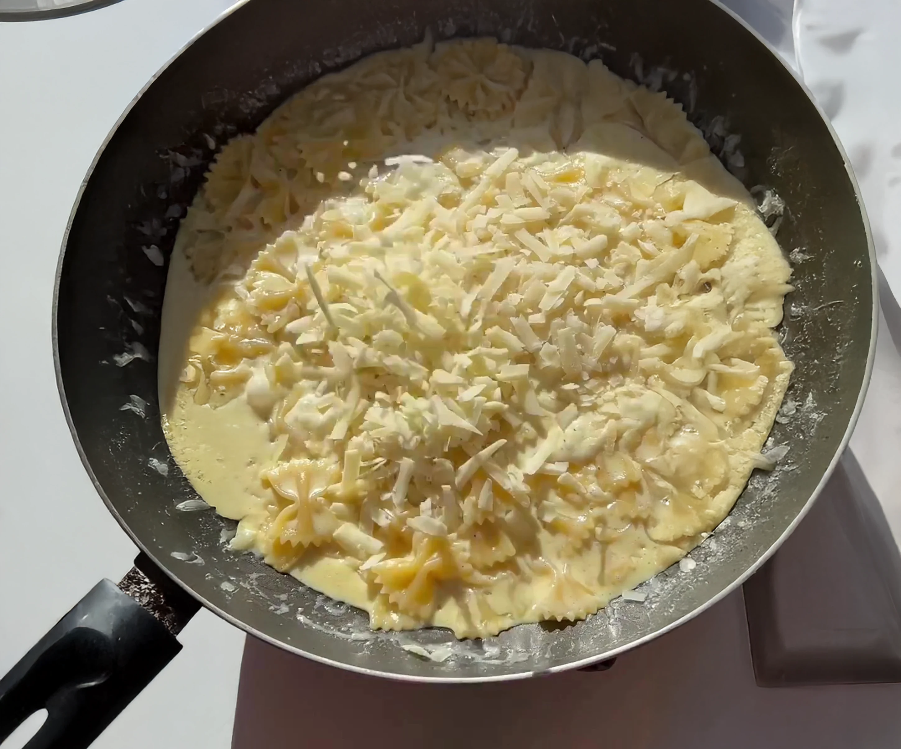 Truffle Mac & Cheese (Bowtie Pasta)