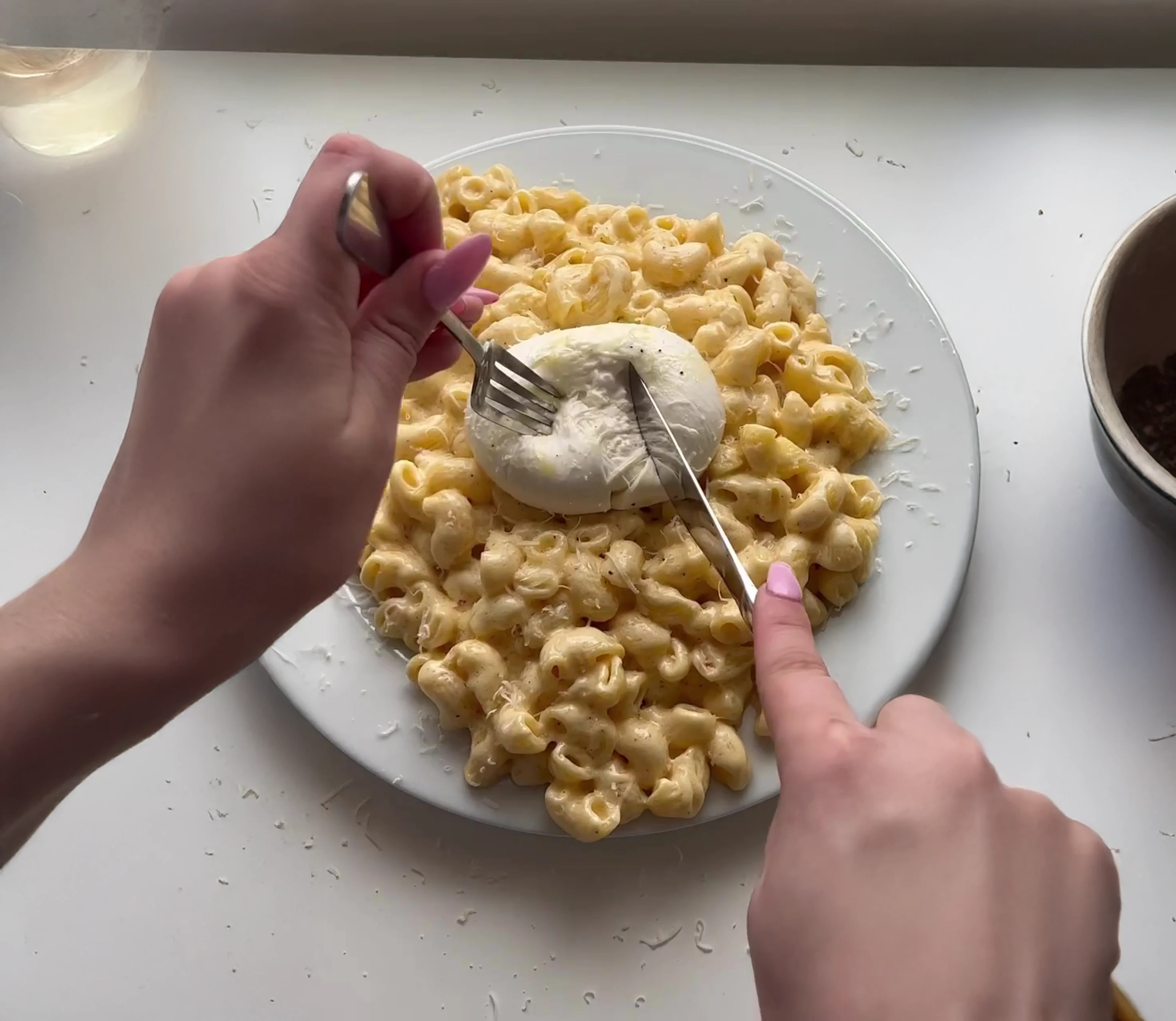 Pepper Jack Mac & Cheese with Burrata