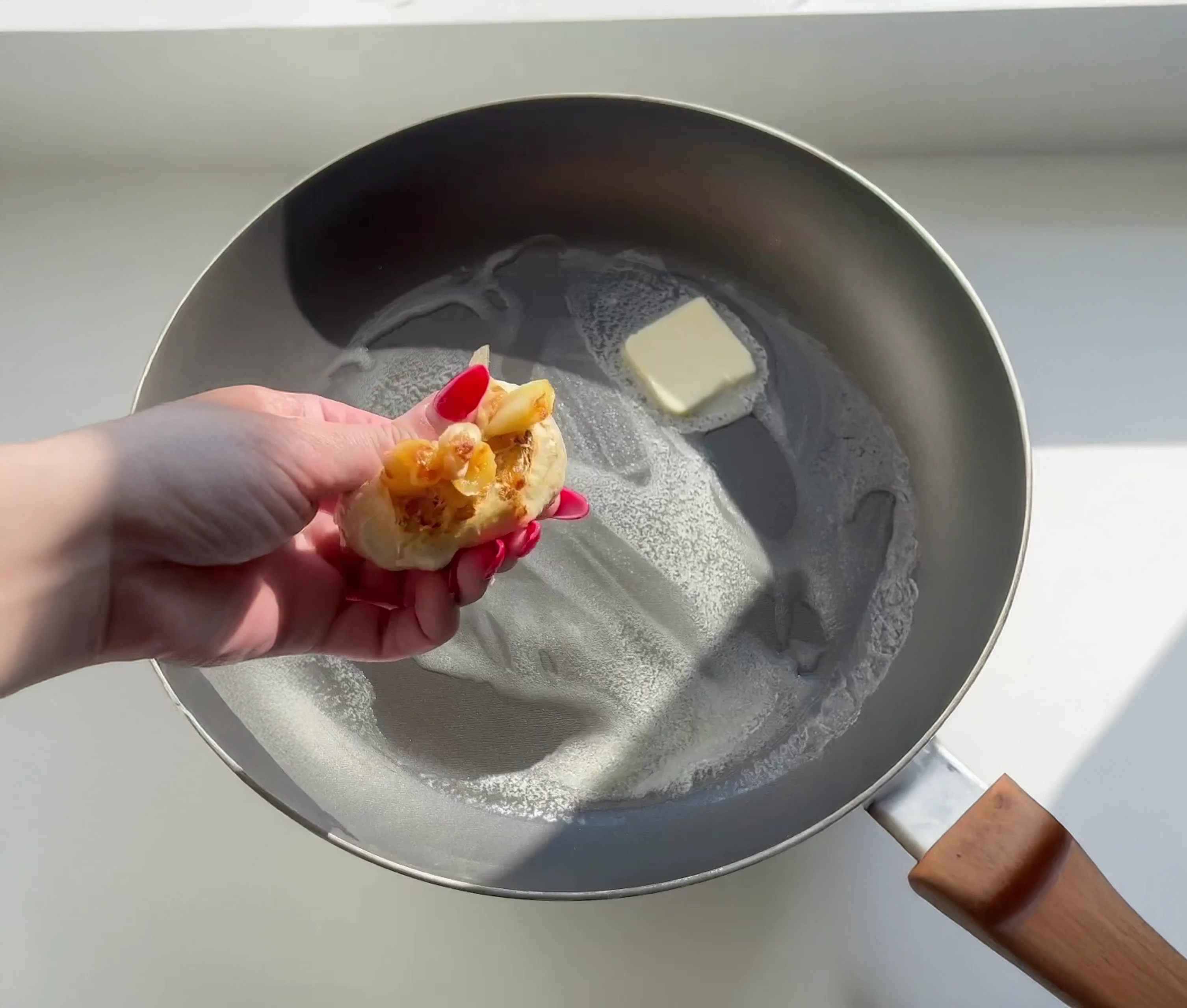 Lemon Cream Pasta with Roasted Garlic