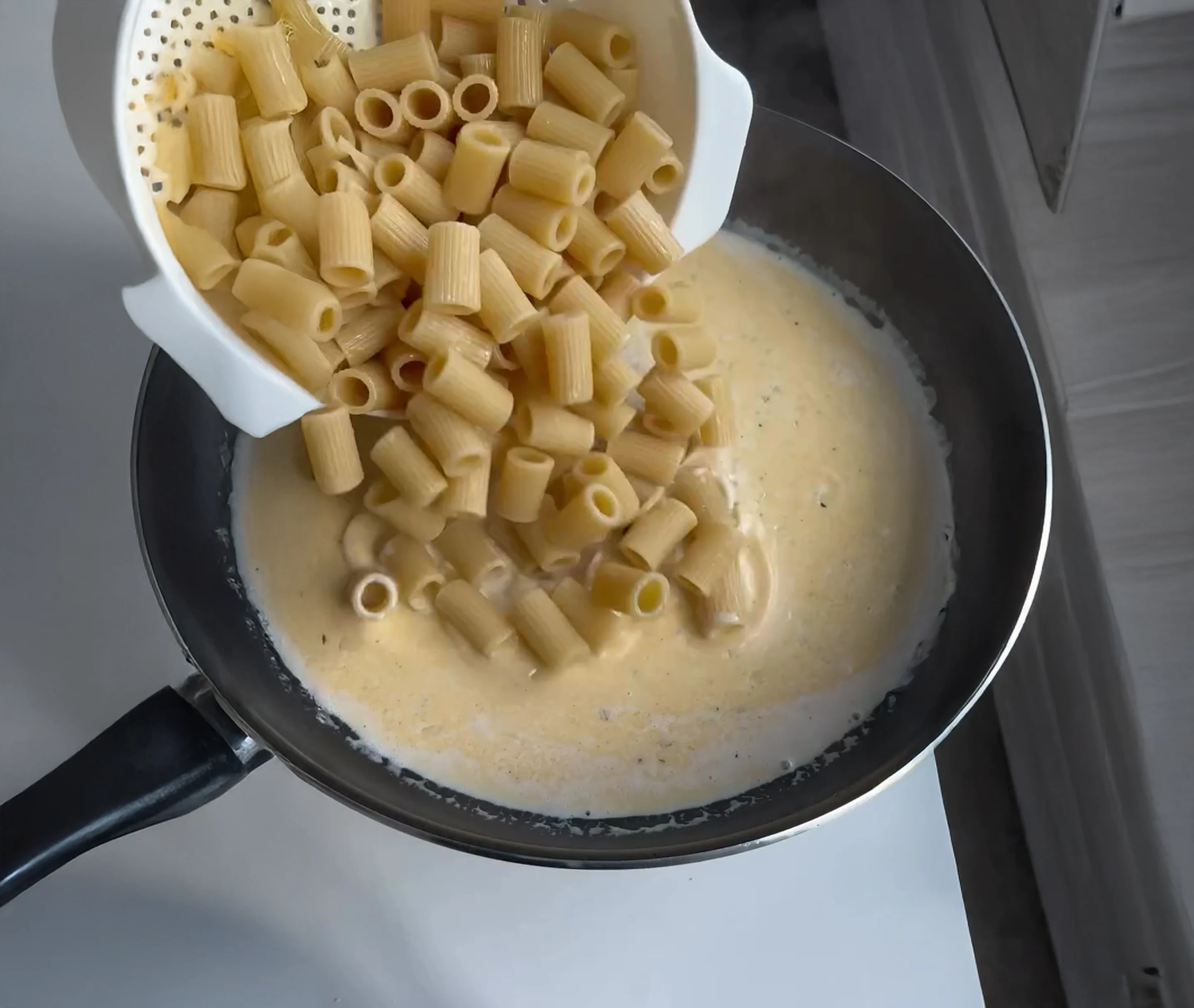 Creamy Chicken Alfredo Pasta