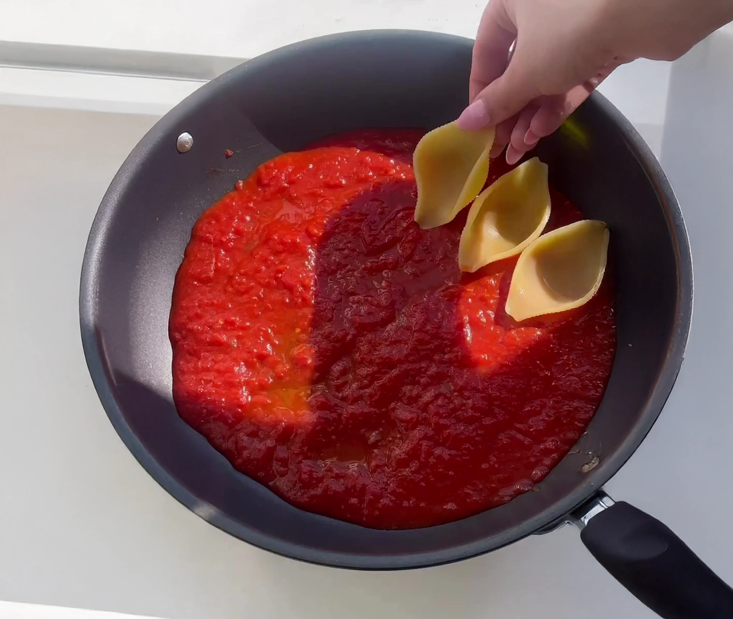 Cheesy Stuffed Jumbo Shells