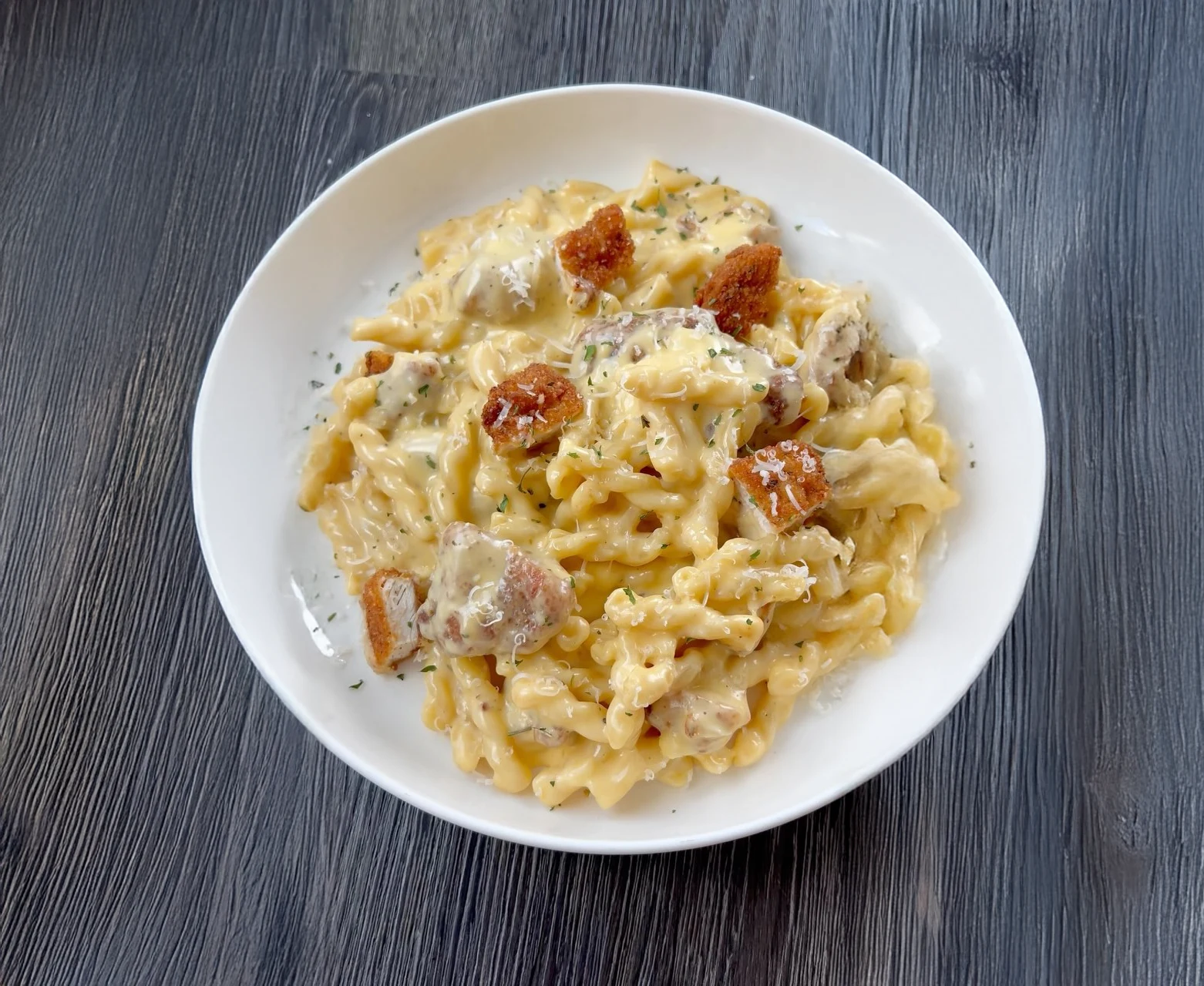 Crispy Chicken Mac & Cheese