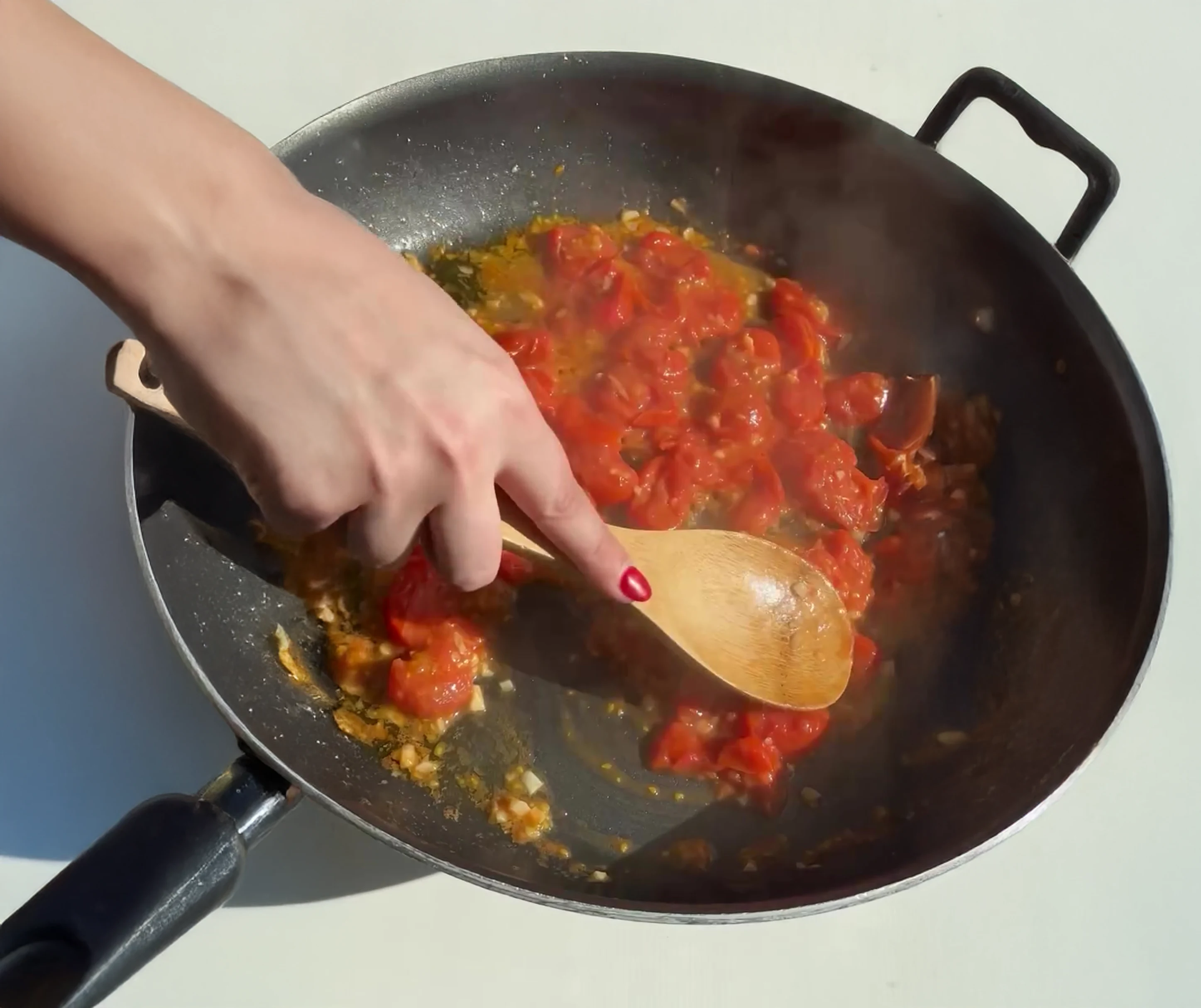 Creamy Tomato Burst Pasta