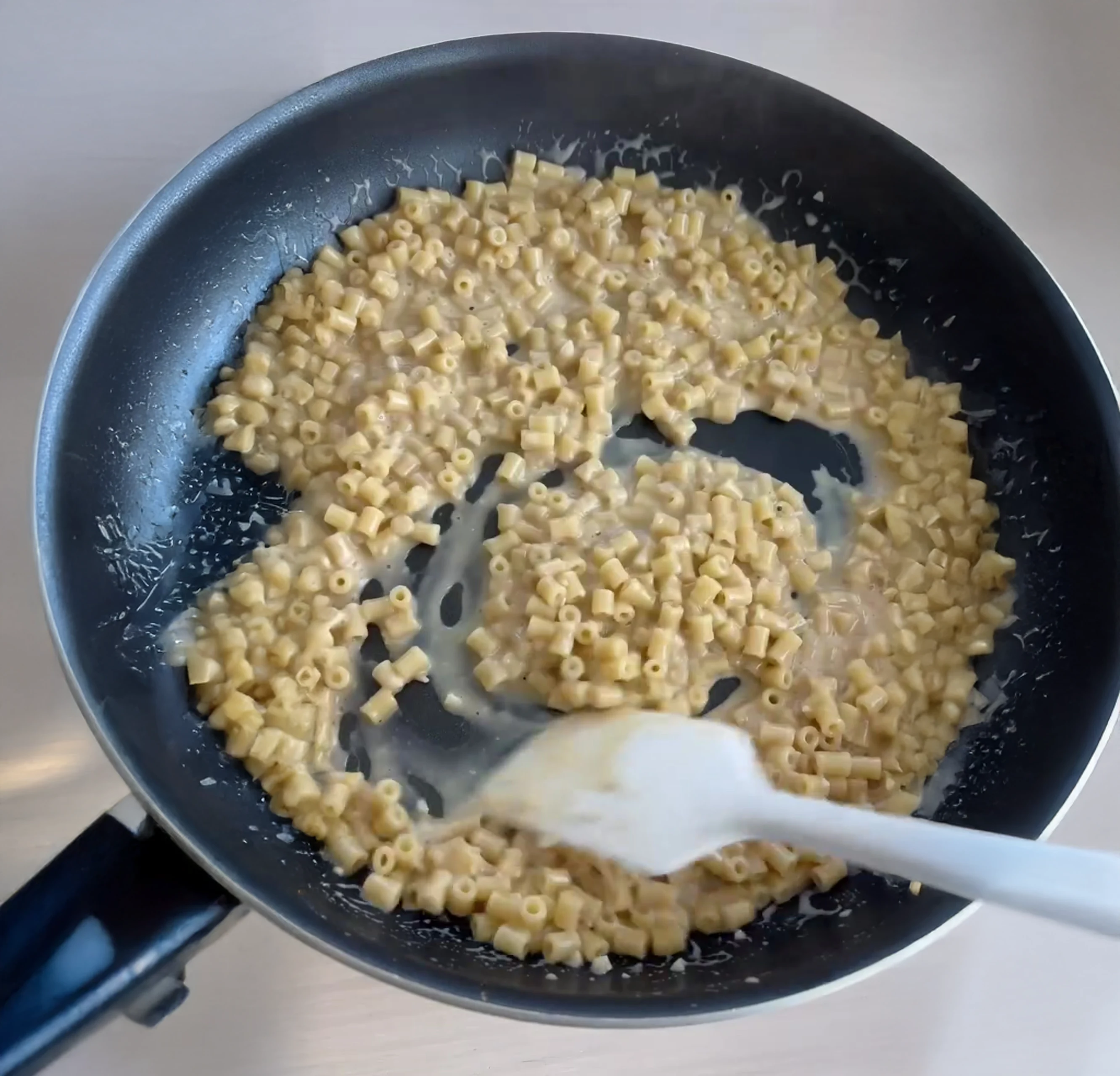 One Pot Creamy Lemon Ditalini Pasta