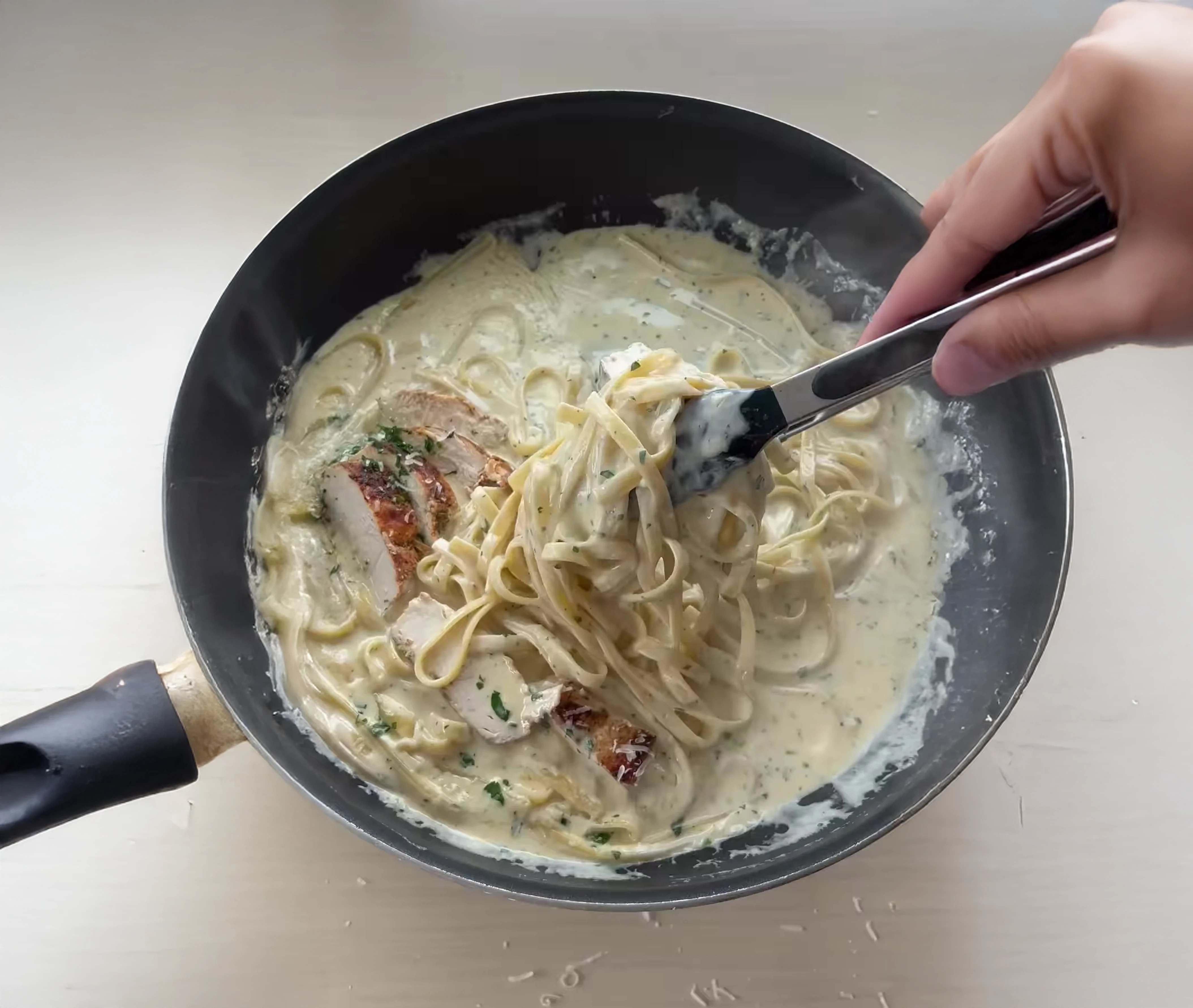 Creamy Chicken Fettuccine Alfredo