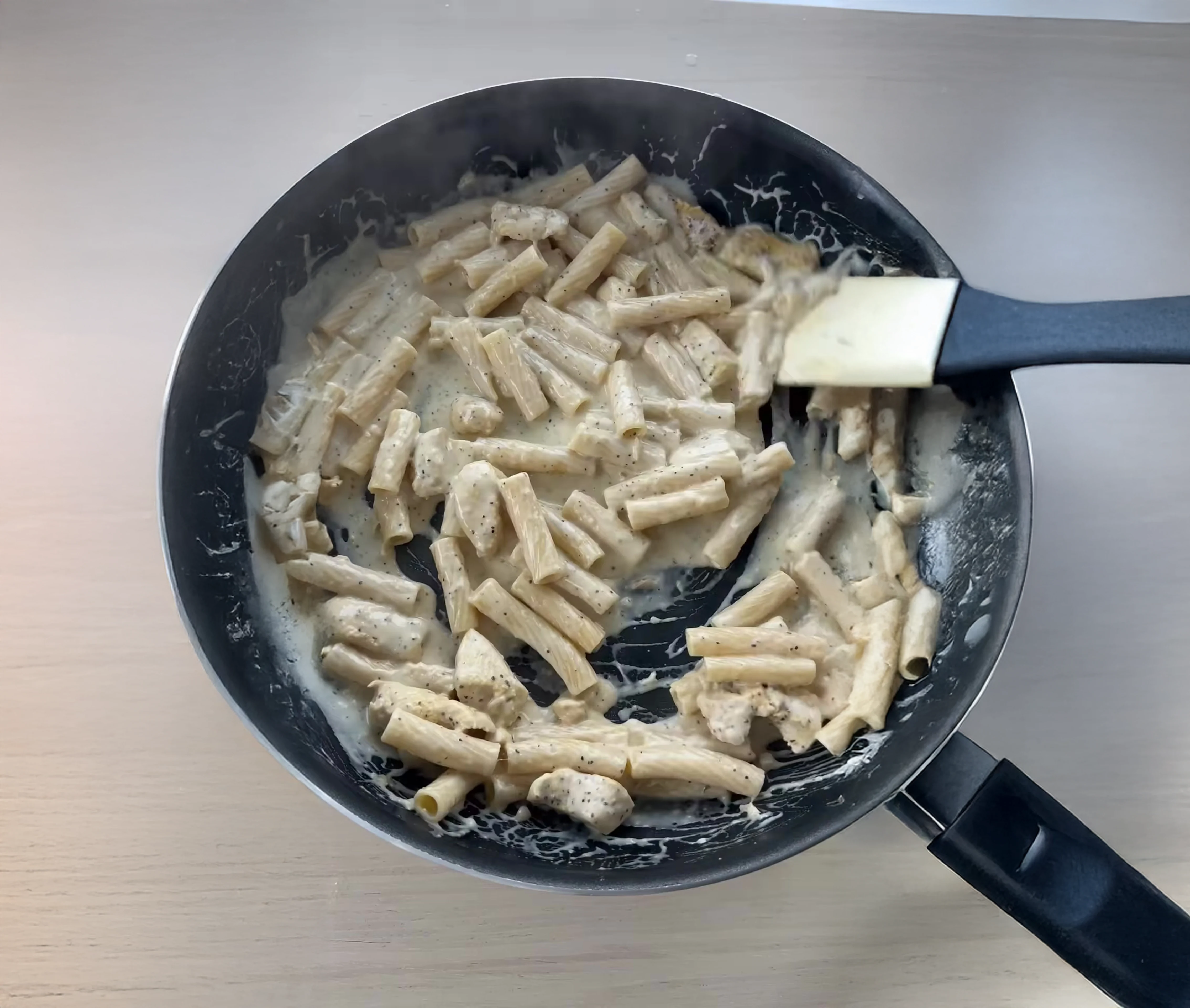 Lemon Pepper Chicken Pasta with Roasted Garlic