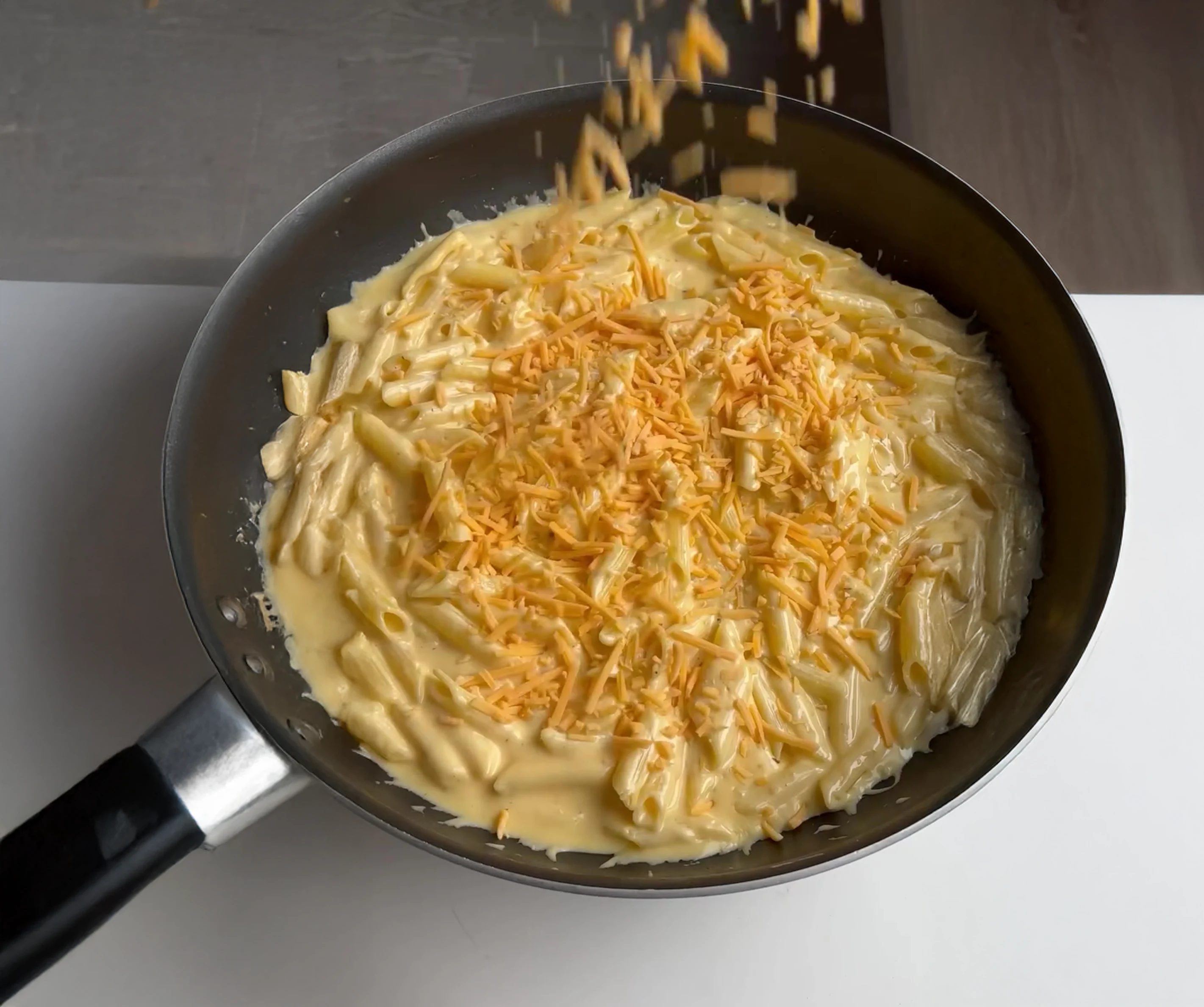 Ultimate Cheesy Baked Mac & Cheese