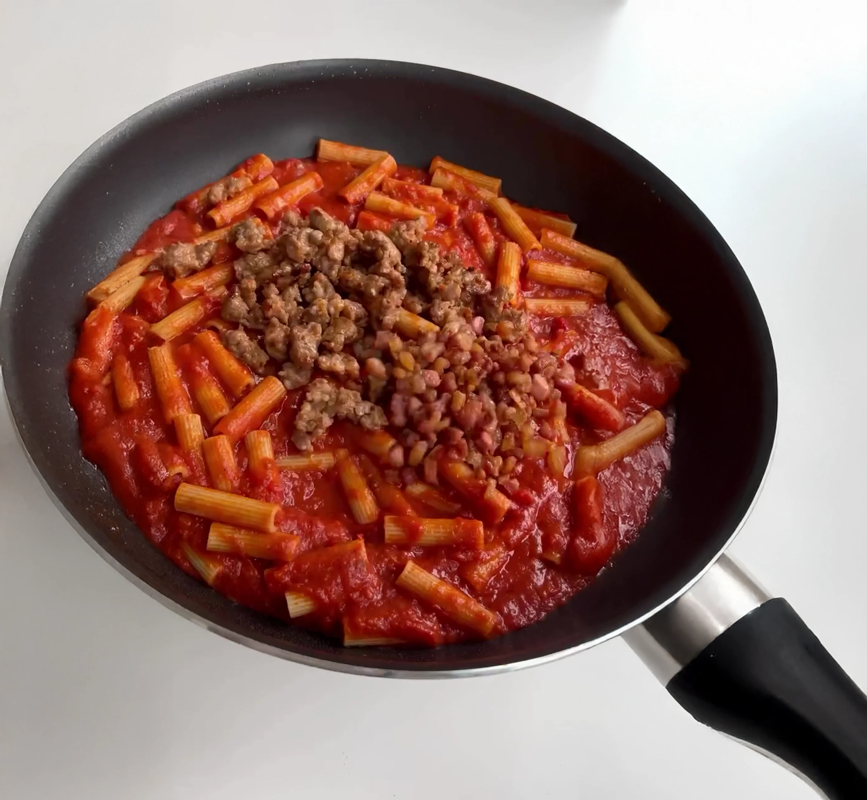 Pasta alla Zozzona