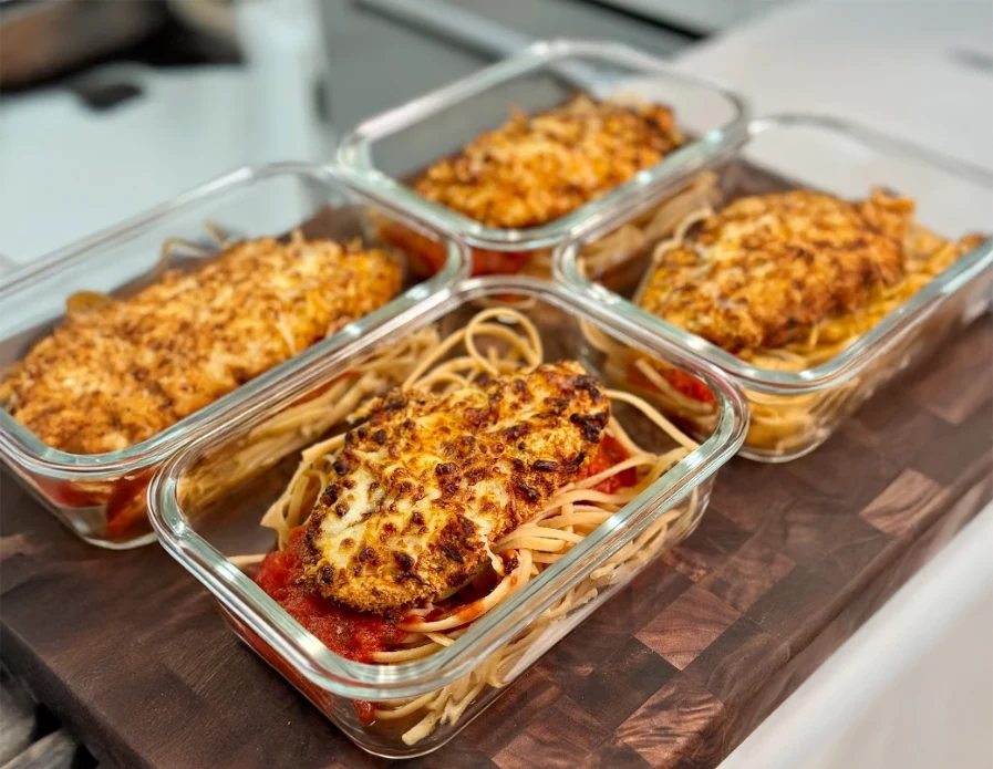 High-Protein Low-Calorie Chicken Parmesan Meal Prep