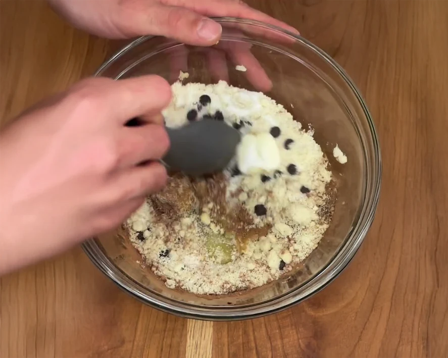 Low Calorie Chocolate Chip Brownie Bites