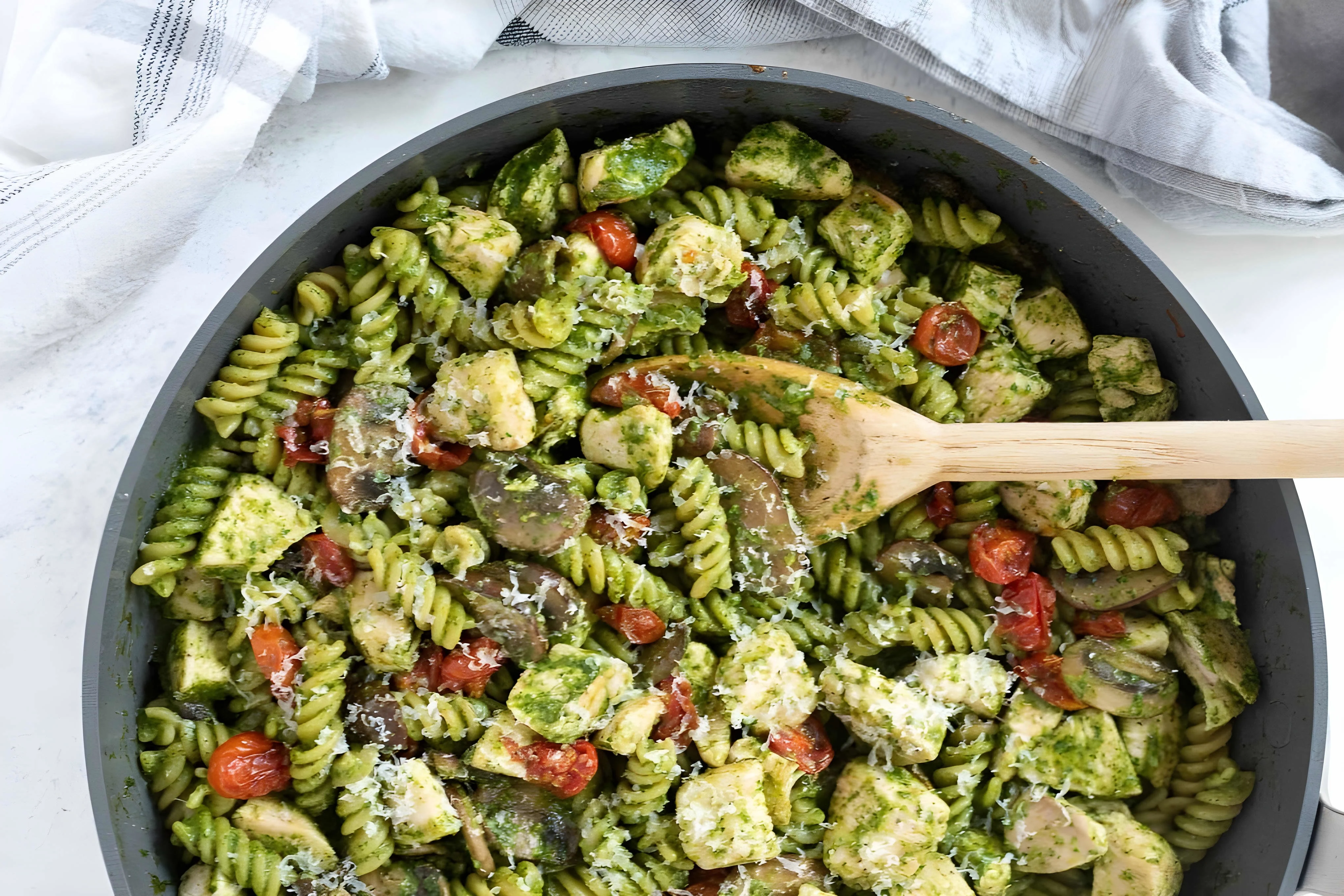 One Pot Chicken Pesto Pasta