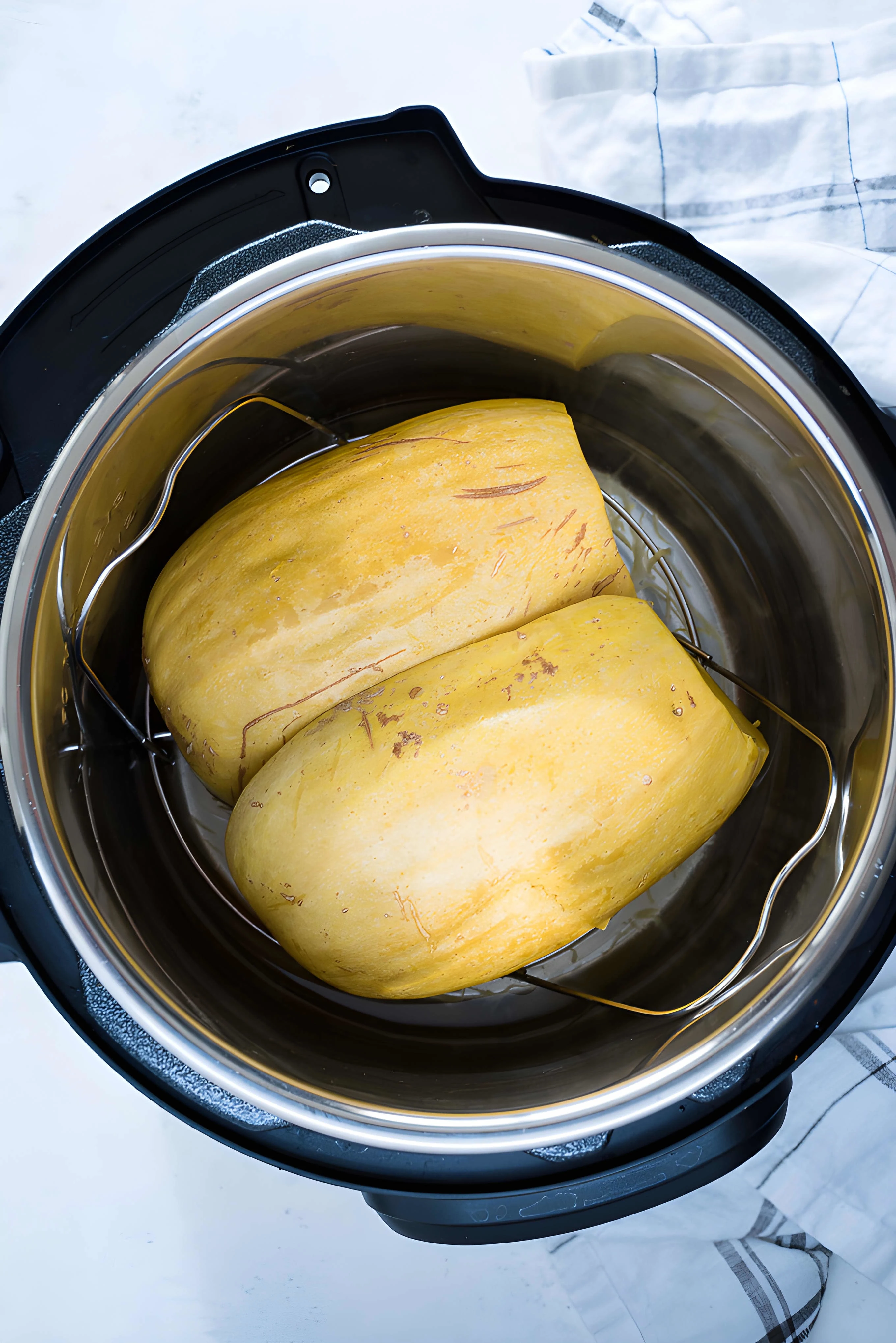 Spaghetti Squash (Instant Pot, Microwave & Oven)