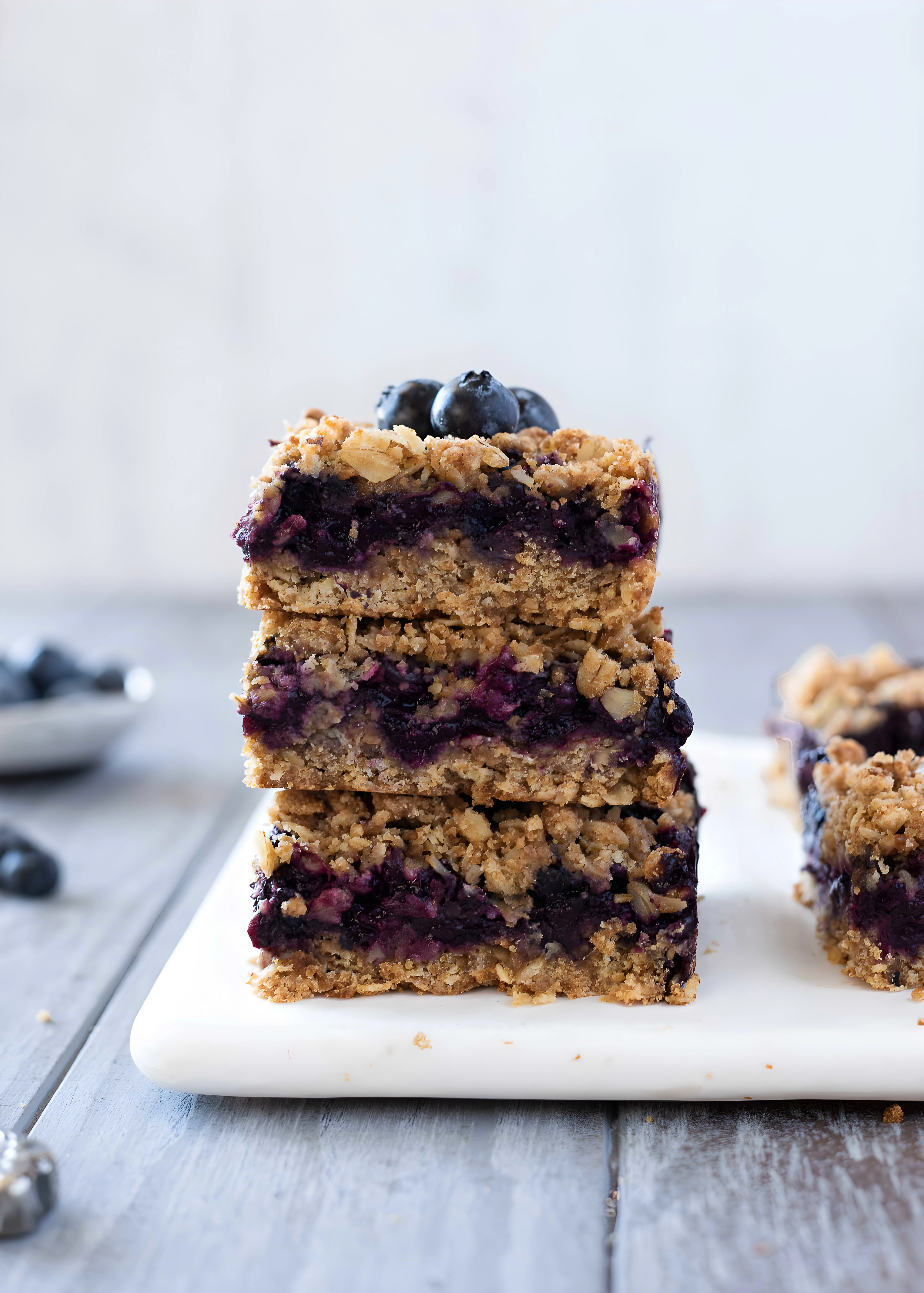 Blueberry Crumble Bars