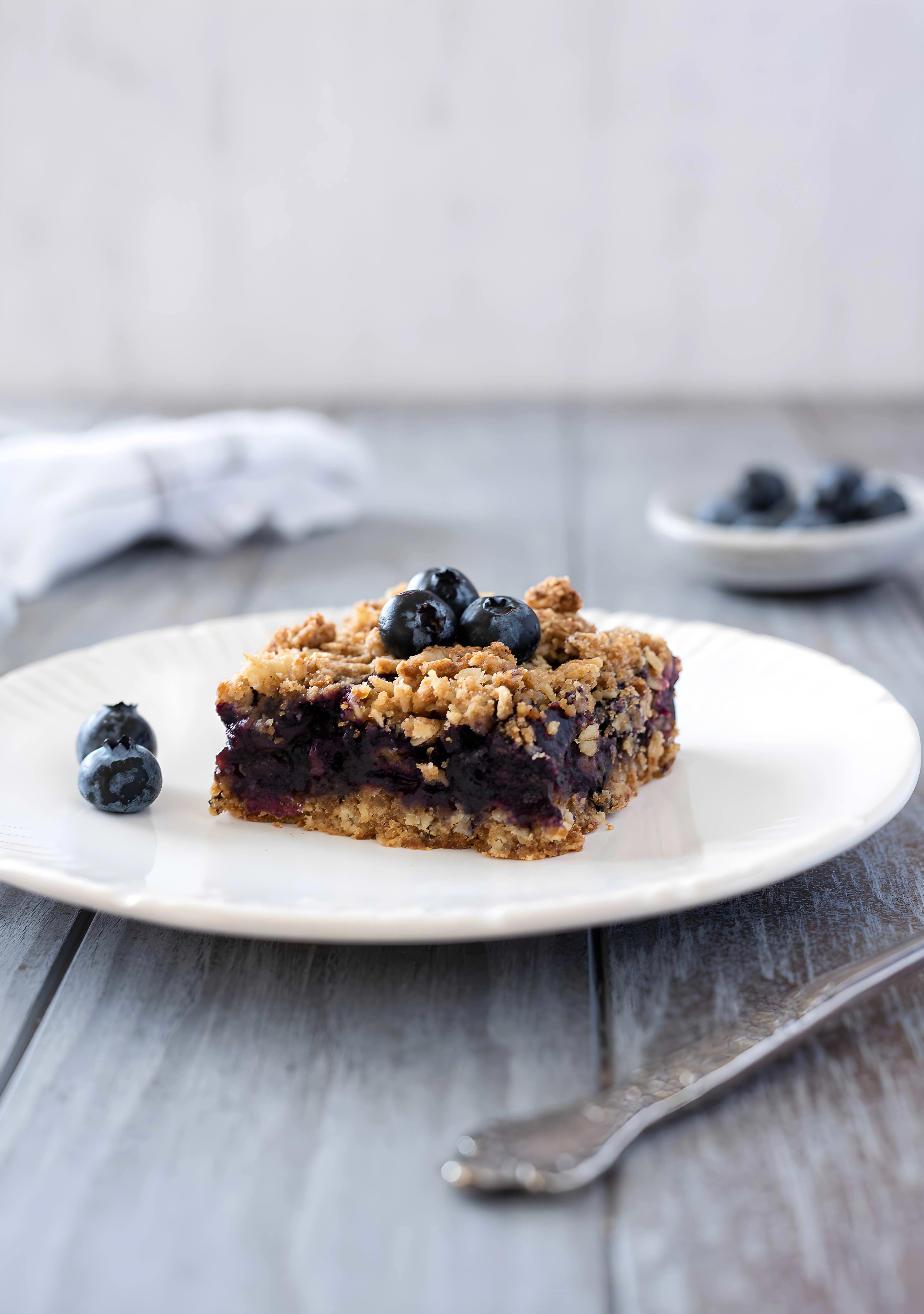 Blueberry Crumble Bars