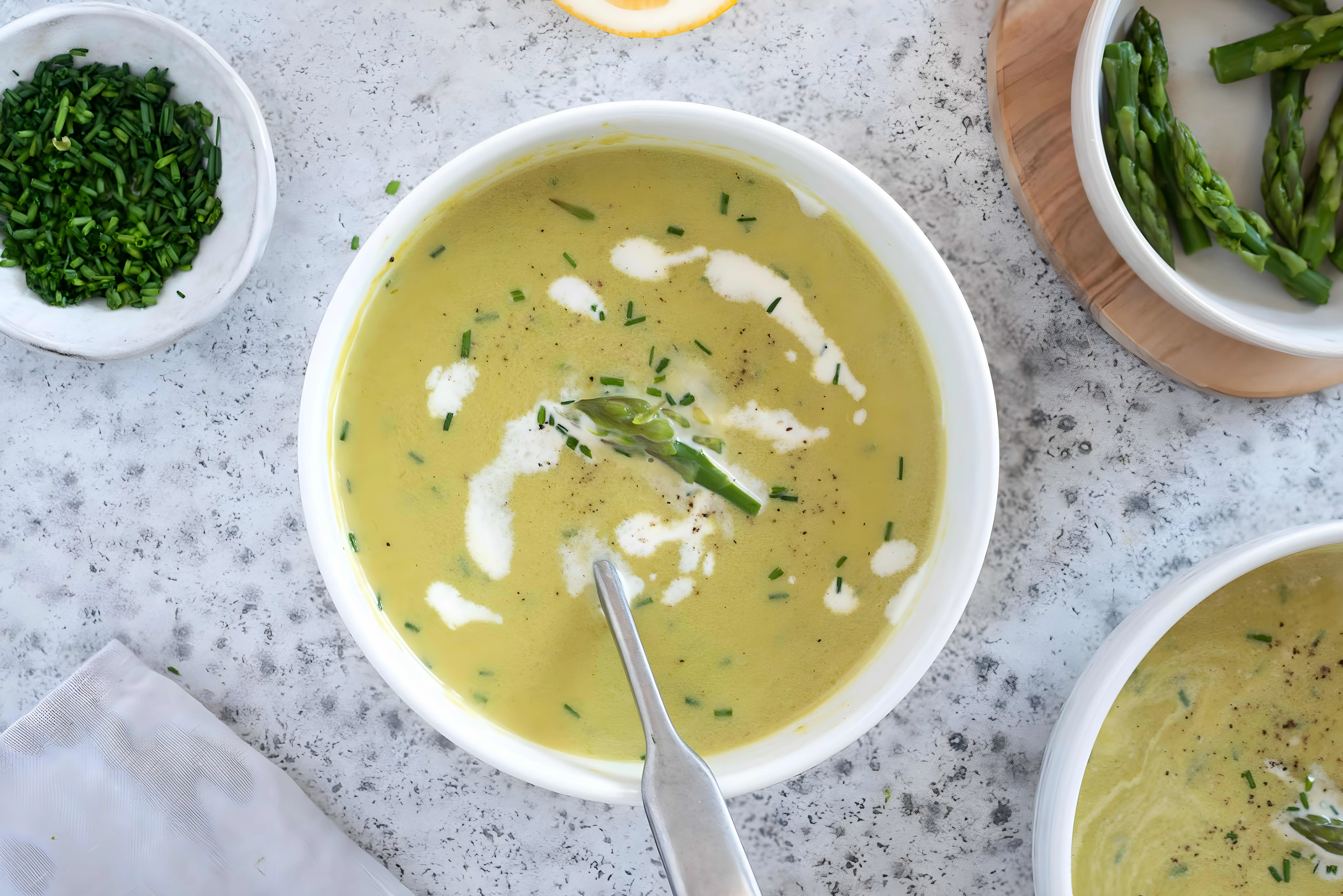 Creamy Asparagus Leek Soup