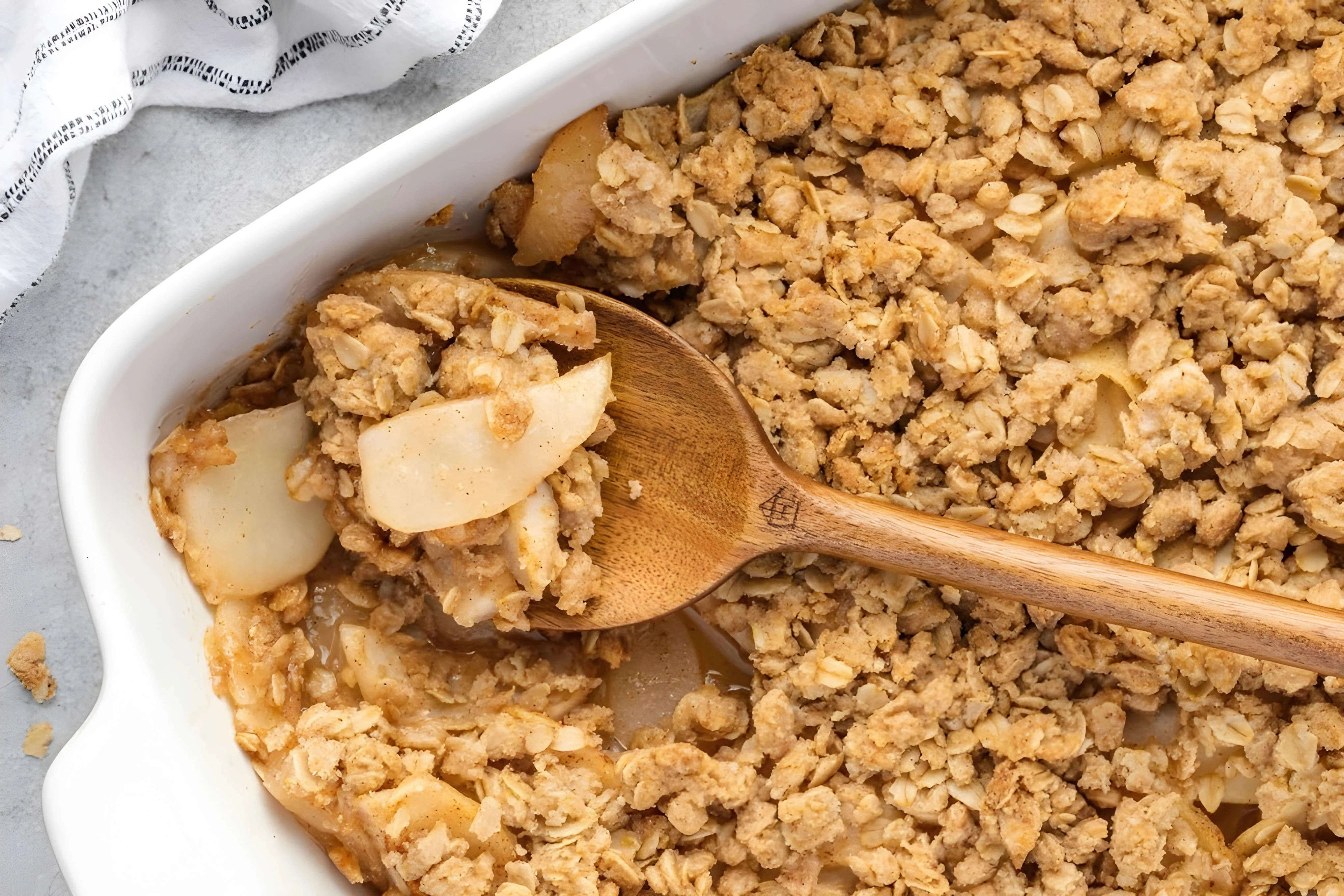 Easy Pear Crumble Recipe