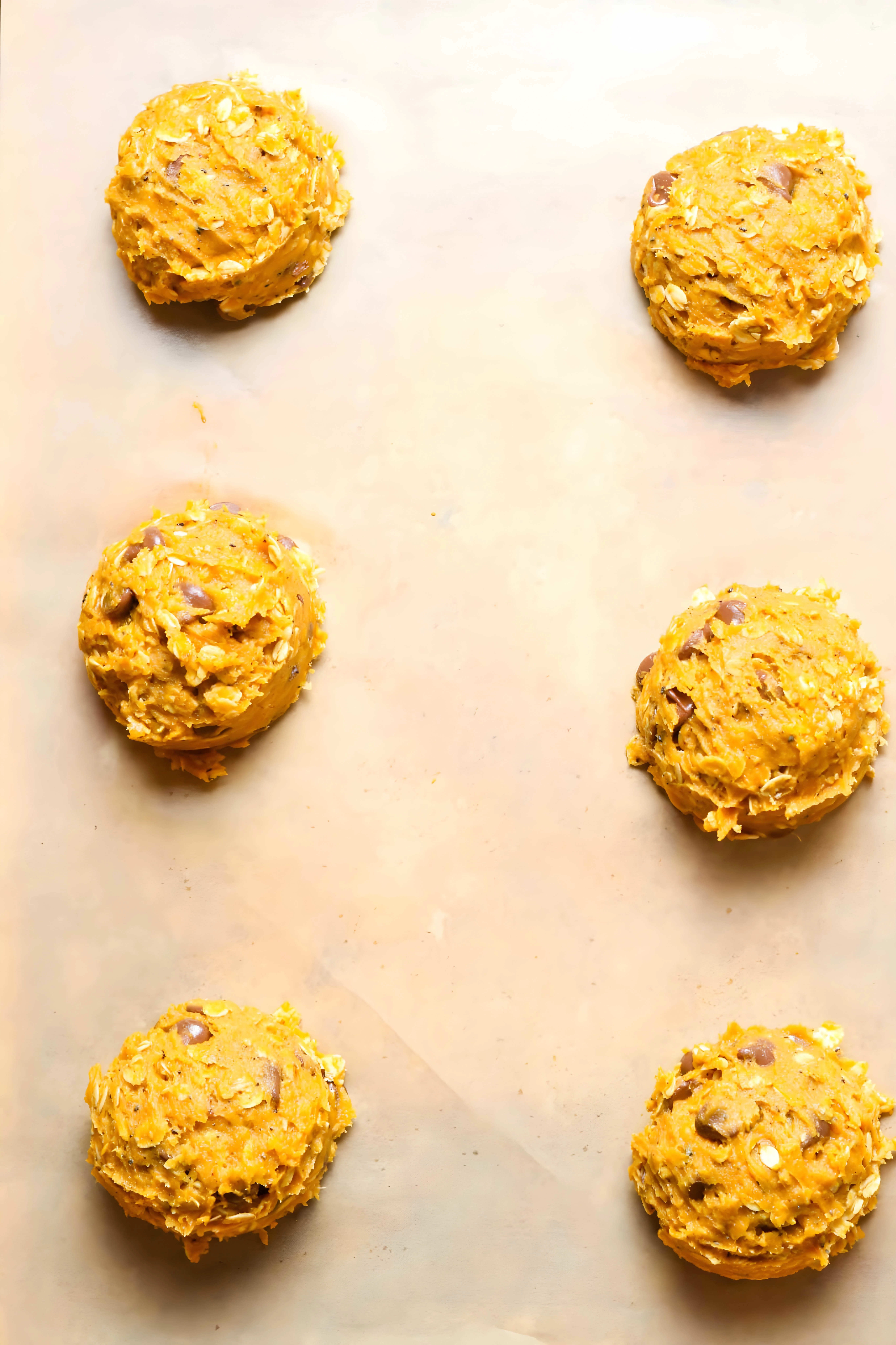 Pumpkin Oatmeal Chocolate Chip Cookies