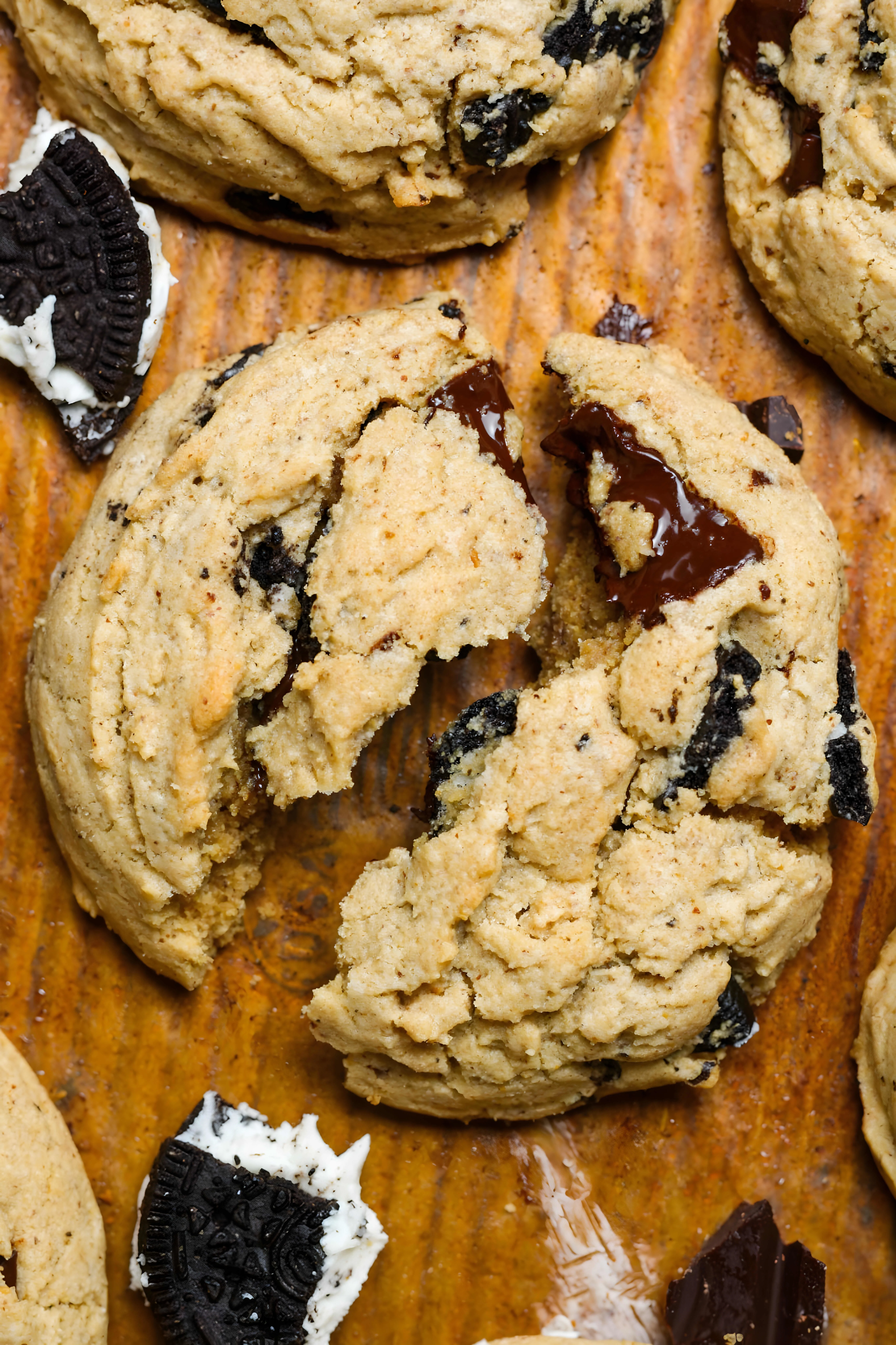 Peanut Butter Oreo Cookies