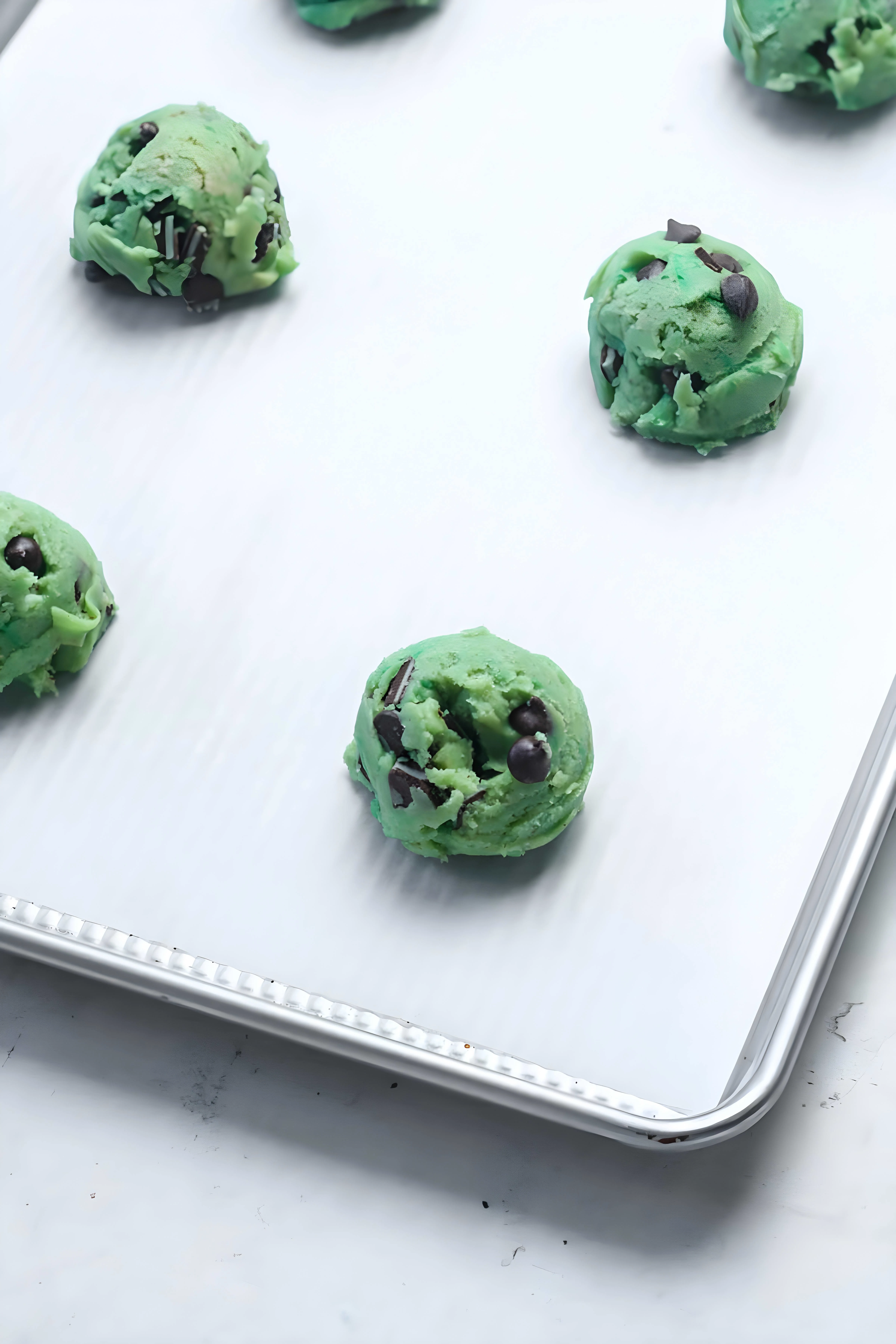 Mint Chocolate Chip Cookies