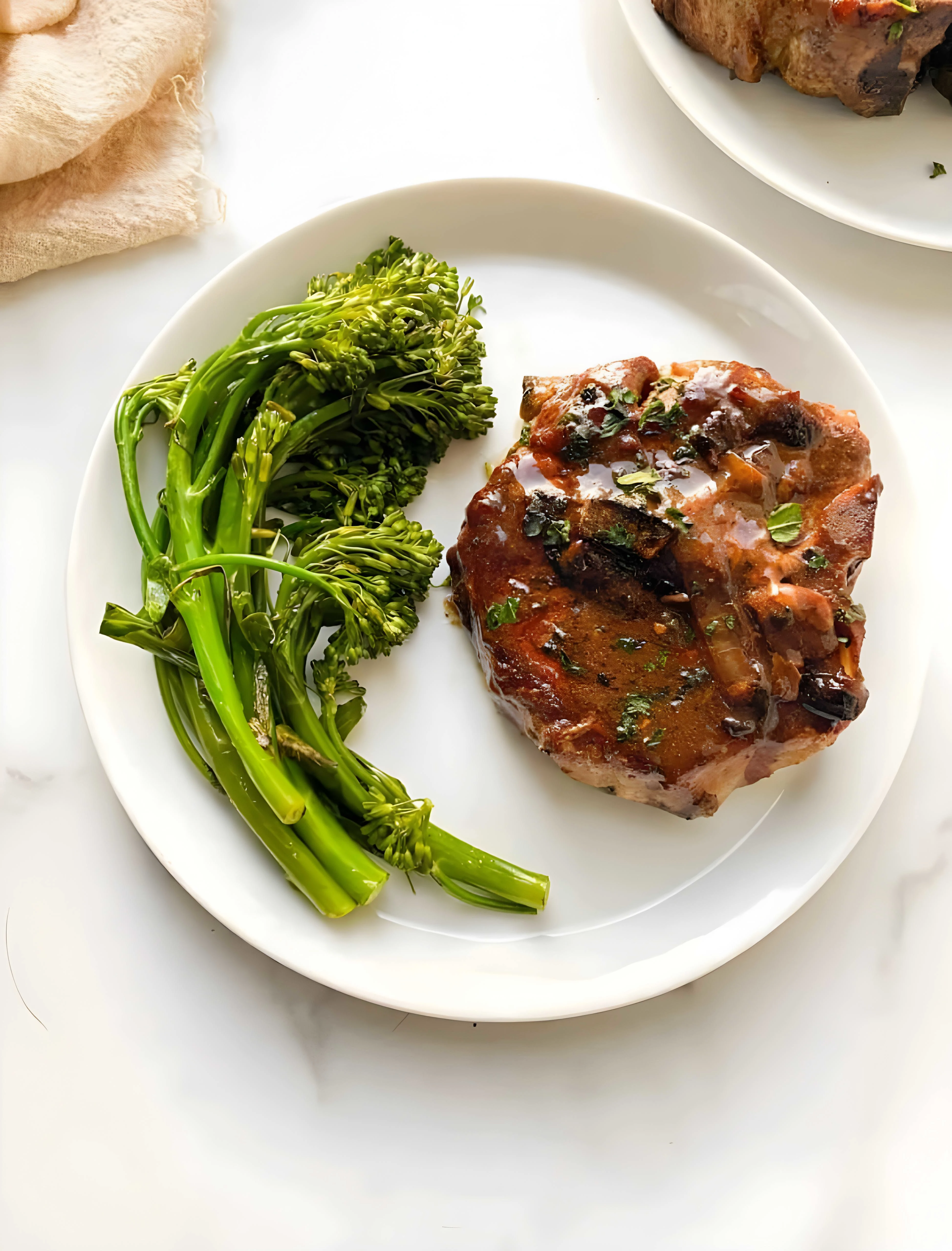 Whole30 Balsamic Pork Chops