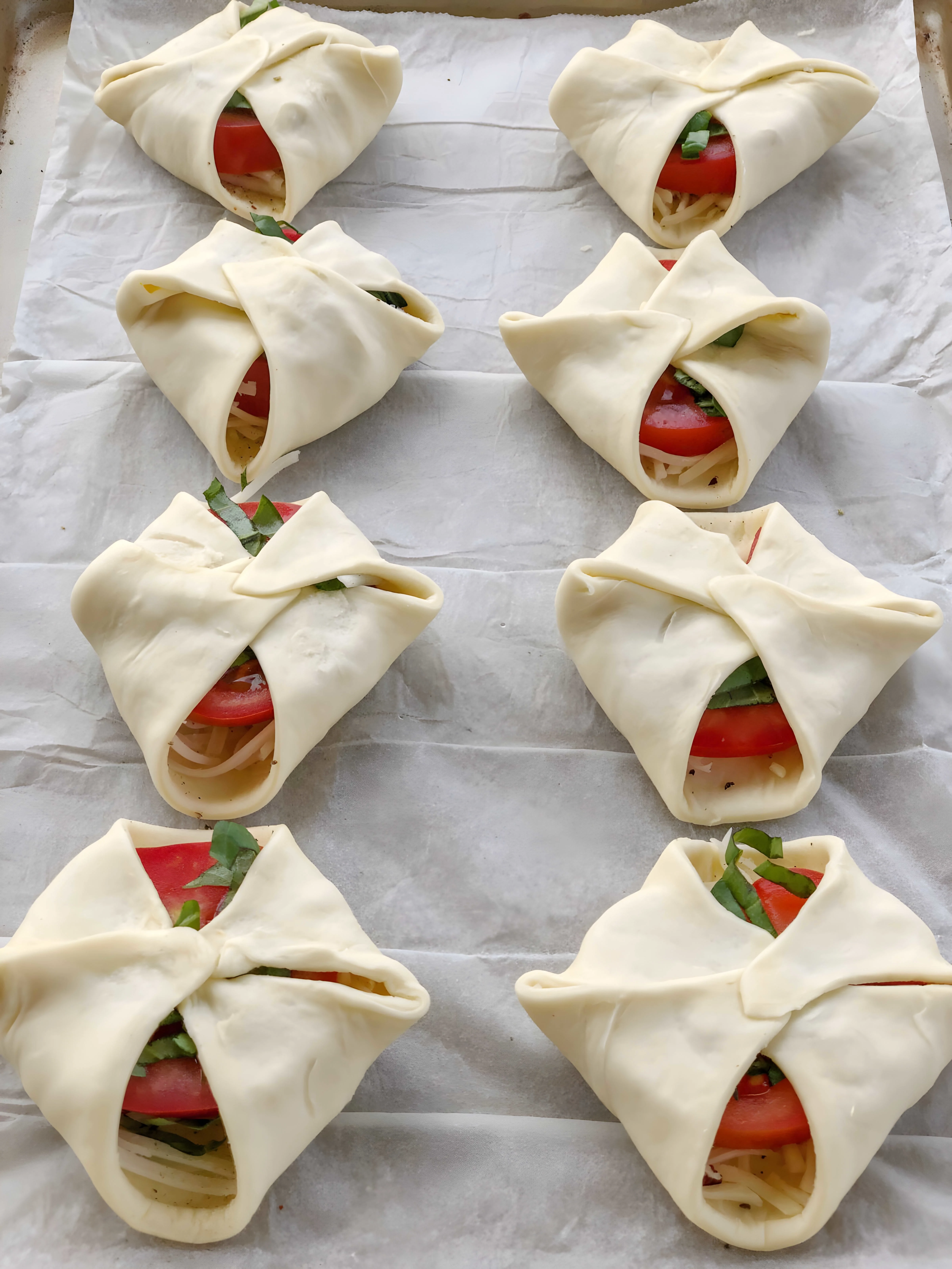 Individual Tomato Basil Tarts (Dairy-Free, Egg-Free, Vegan)