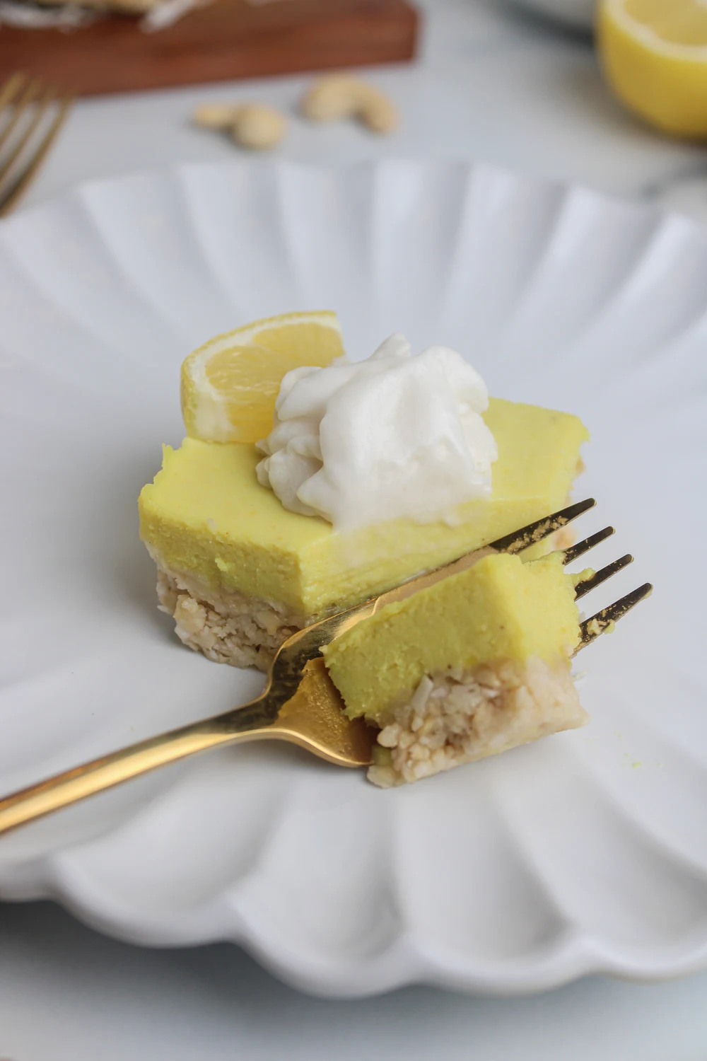 Vegan Lemon Cheesecake Bars