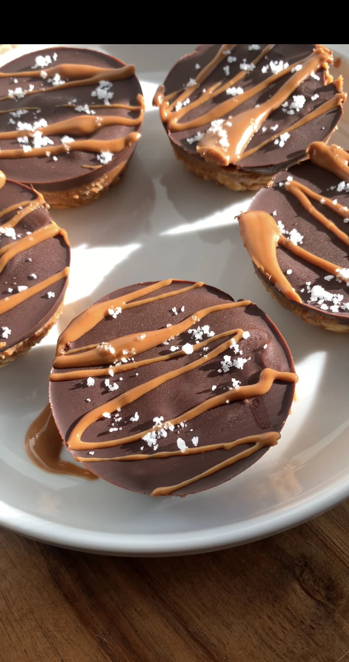 Chocolate Peanut Butter Oat Cups
