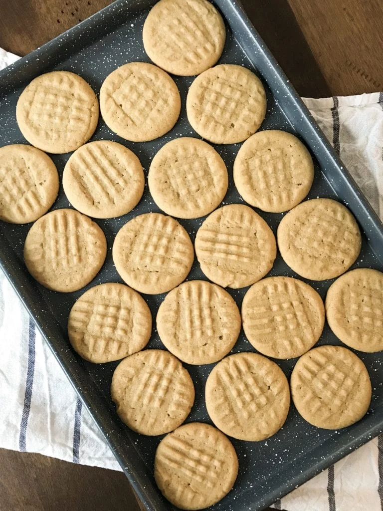 Soft Peanut Butter Cookies