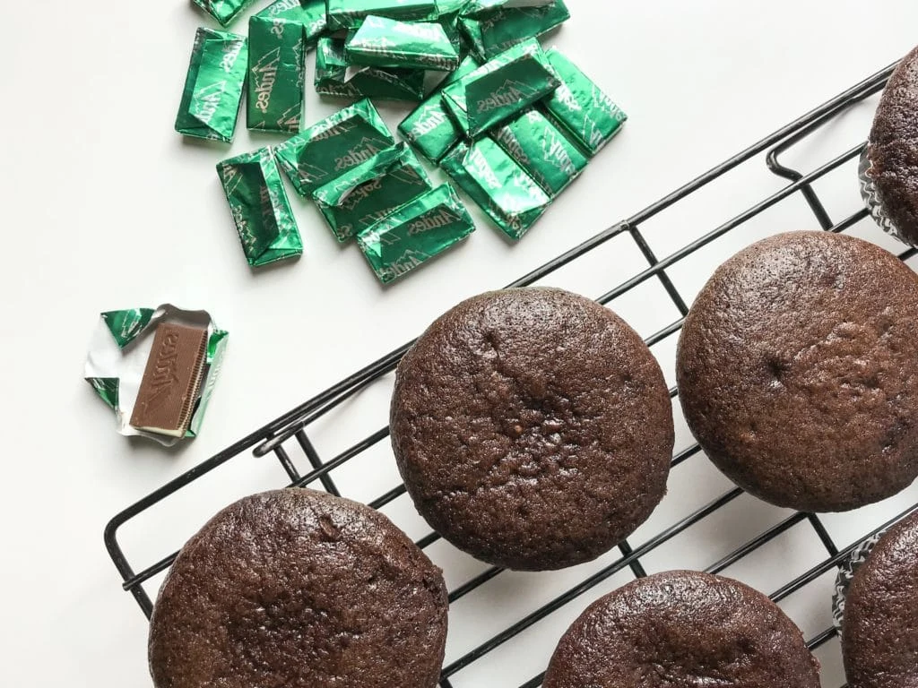 Mint Chocolate Cheesecake Cupcakes