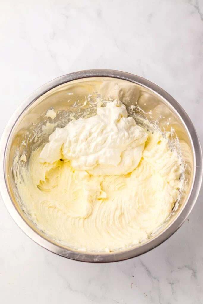 No-Bake Chocolate Strawberry Cheesecake