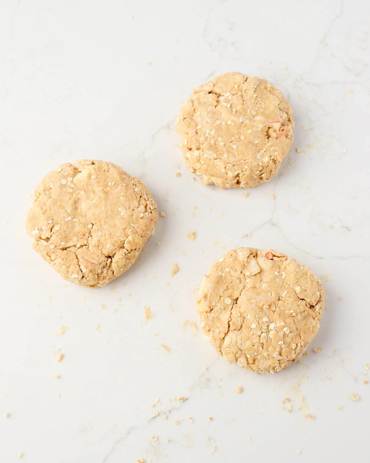 Apple Cinnamon Oatmeal Scones