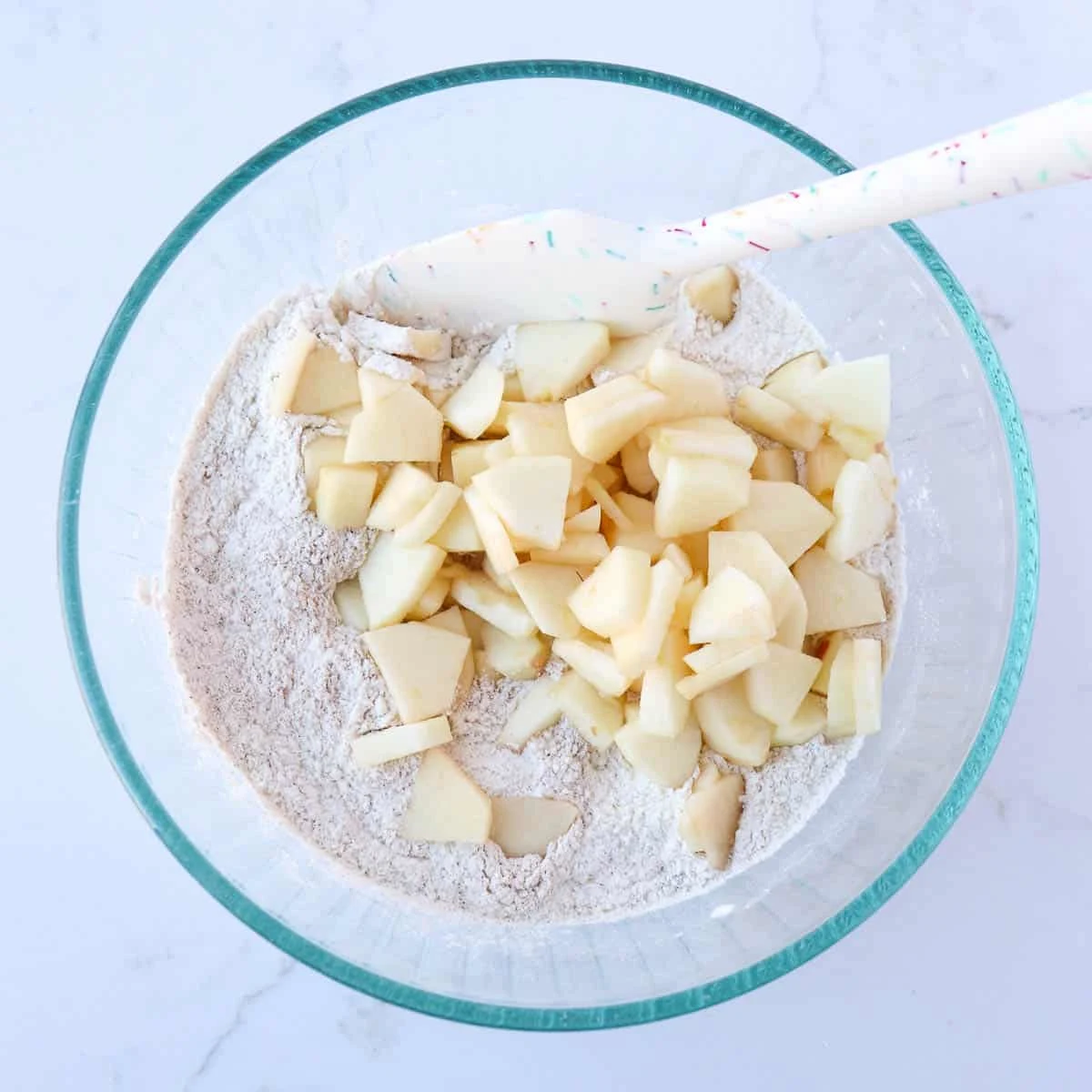 Easy Apple Spice Muffins (with applesauce)