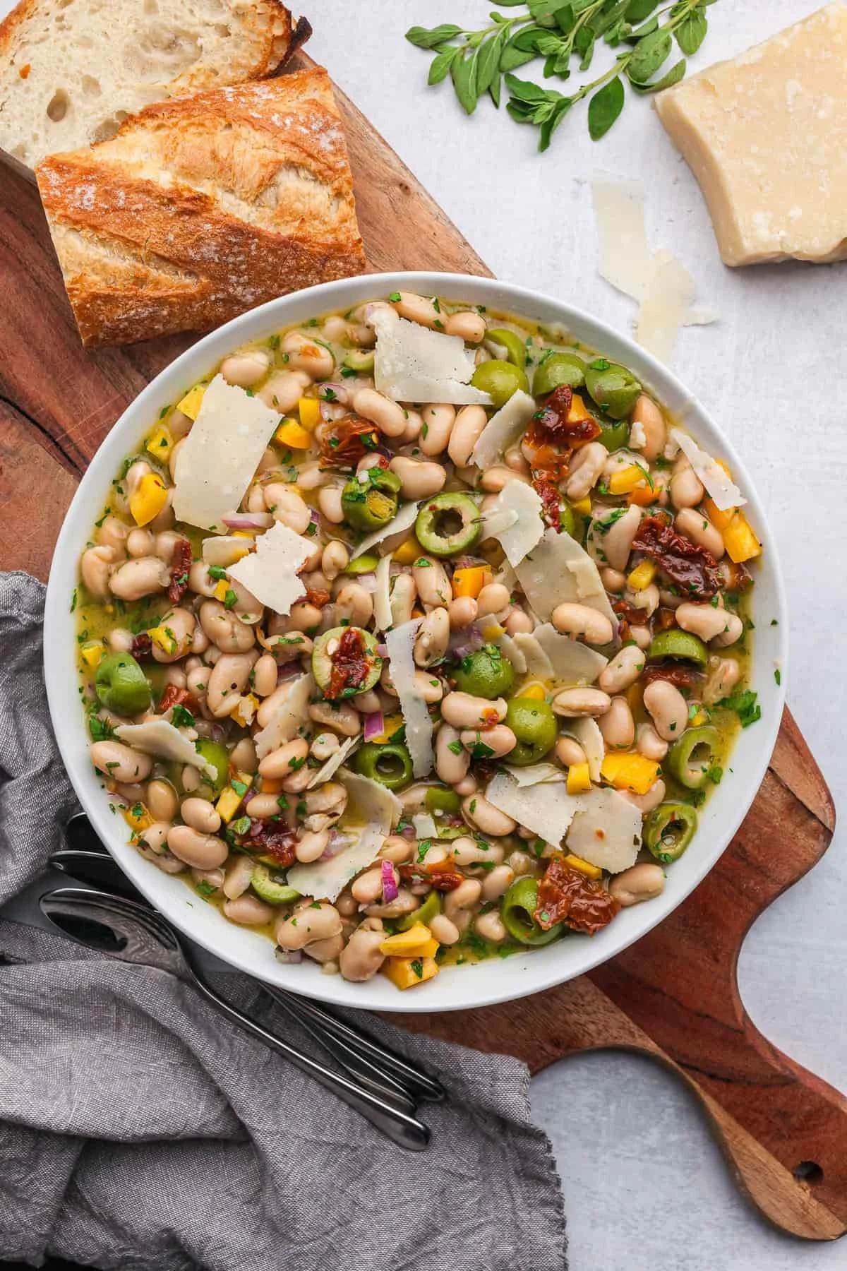 Italian Cannellini Bean Salad